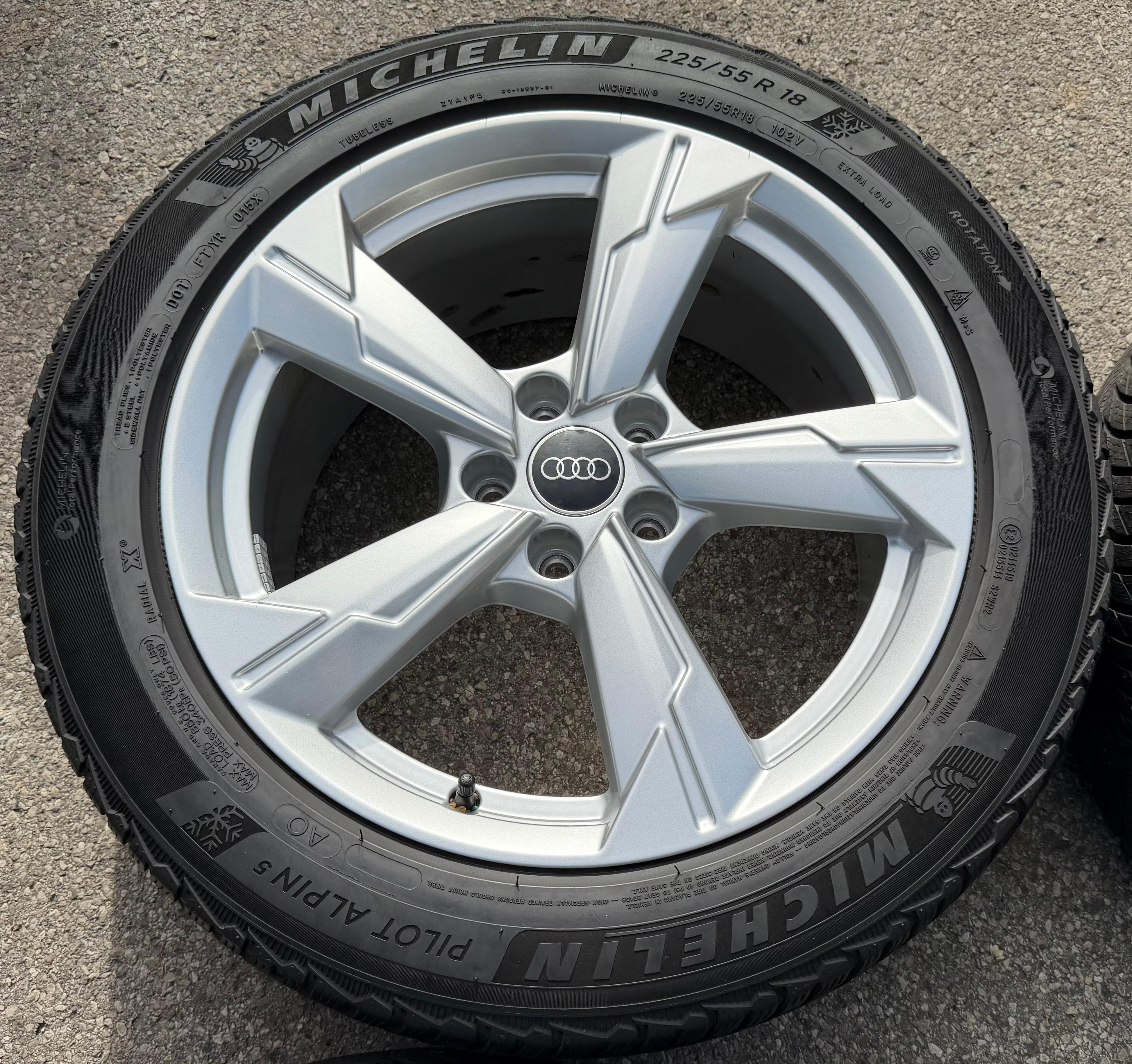 4 ruedas de invierno de aluminio originales de 18" para Audi A6 4K F2 C8 4K0601025D 225/55R18 102V