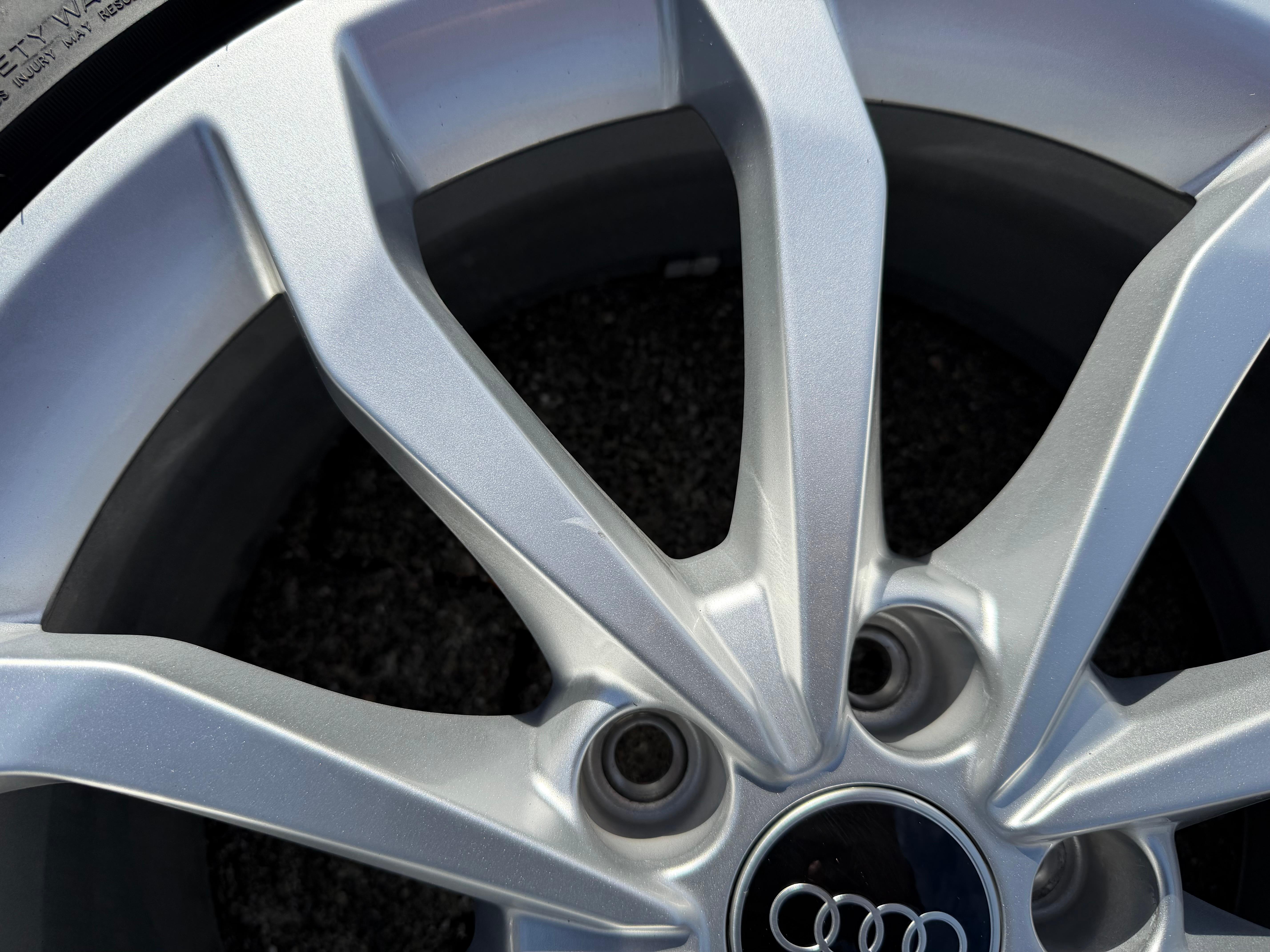 4 Original 18" Alu Winterräder Audi A4 S4 8W 8W0601025ED 225/45R18 95H Bridgestone 2022