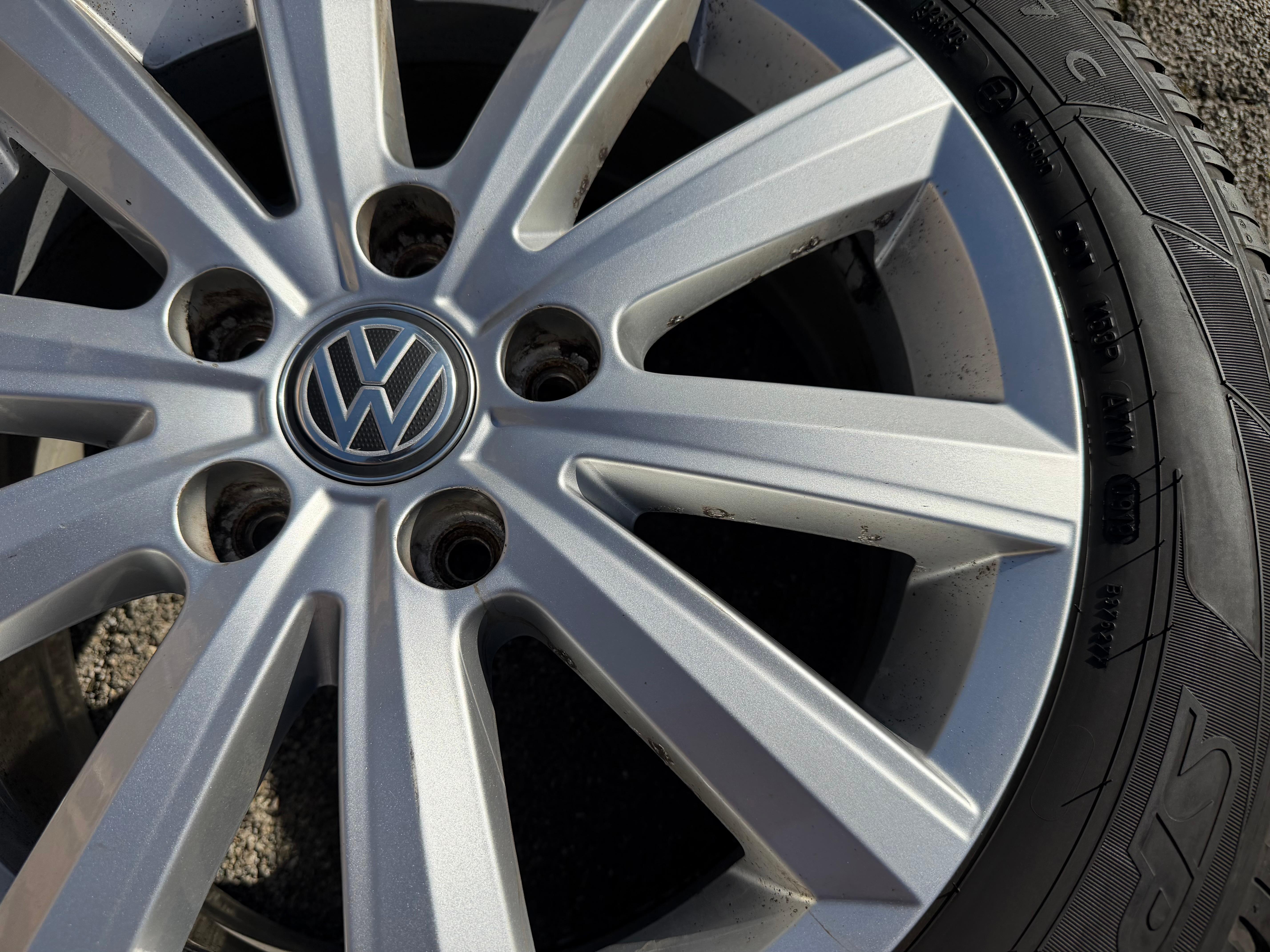 4 Original 17" Alufelgen VW BUS T5 T6 7x17 ET55 5x120 Merano 7E0071497A