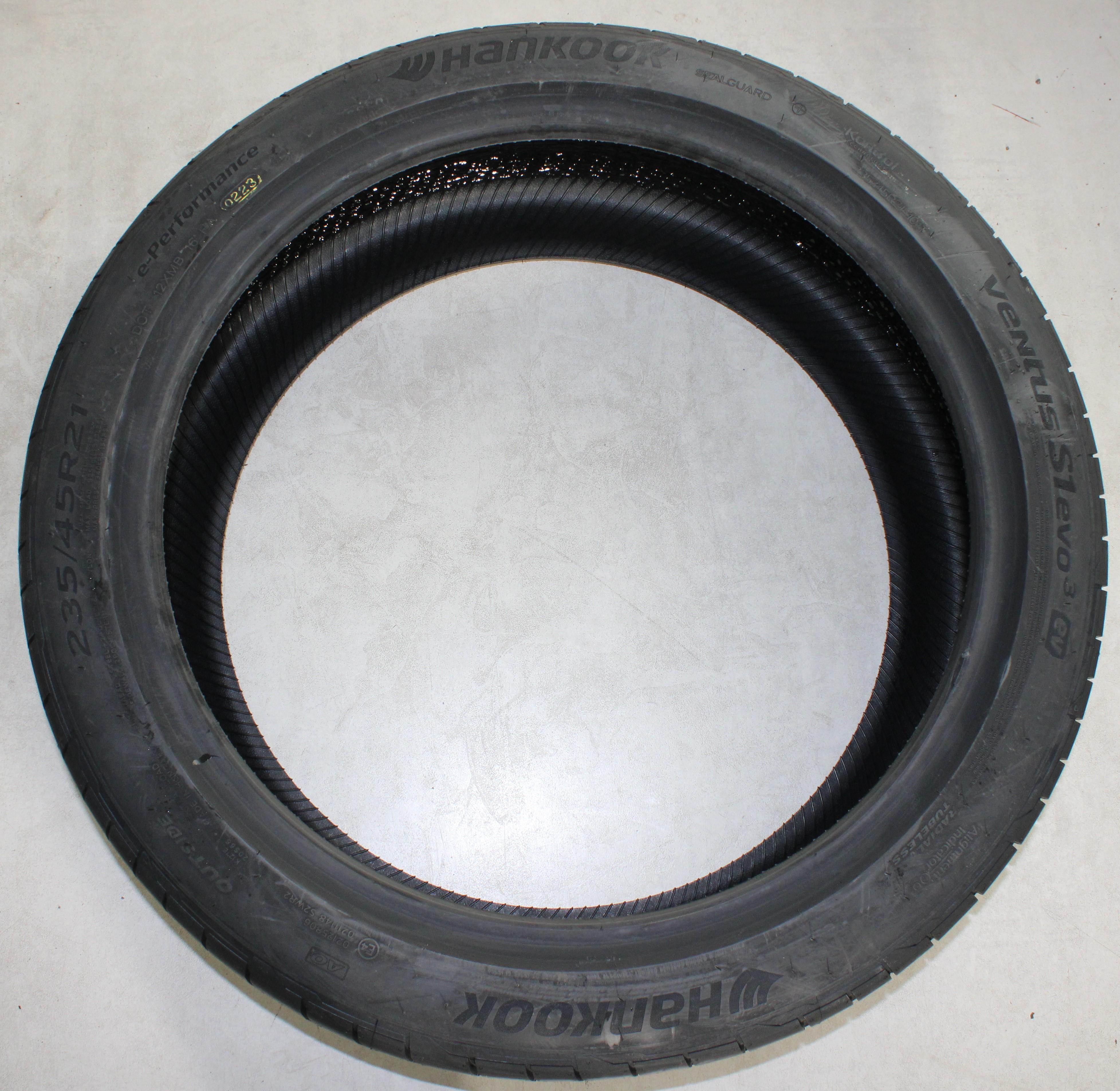 2 neumáticos de verano Hankook Ventus S1 Evo 3 EV AO 2023 Seal XL, 235/45R21 101T, NUEVOS