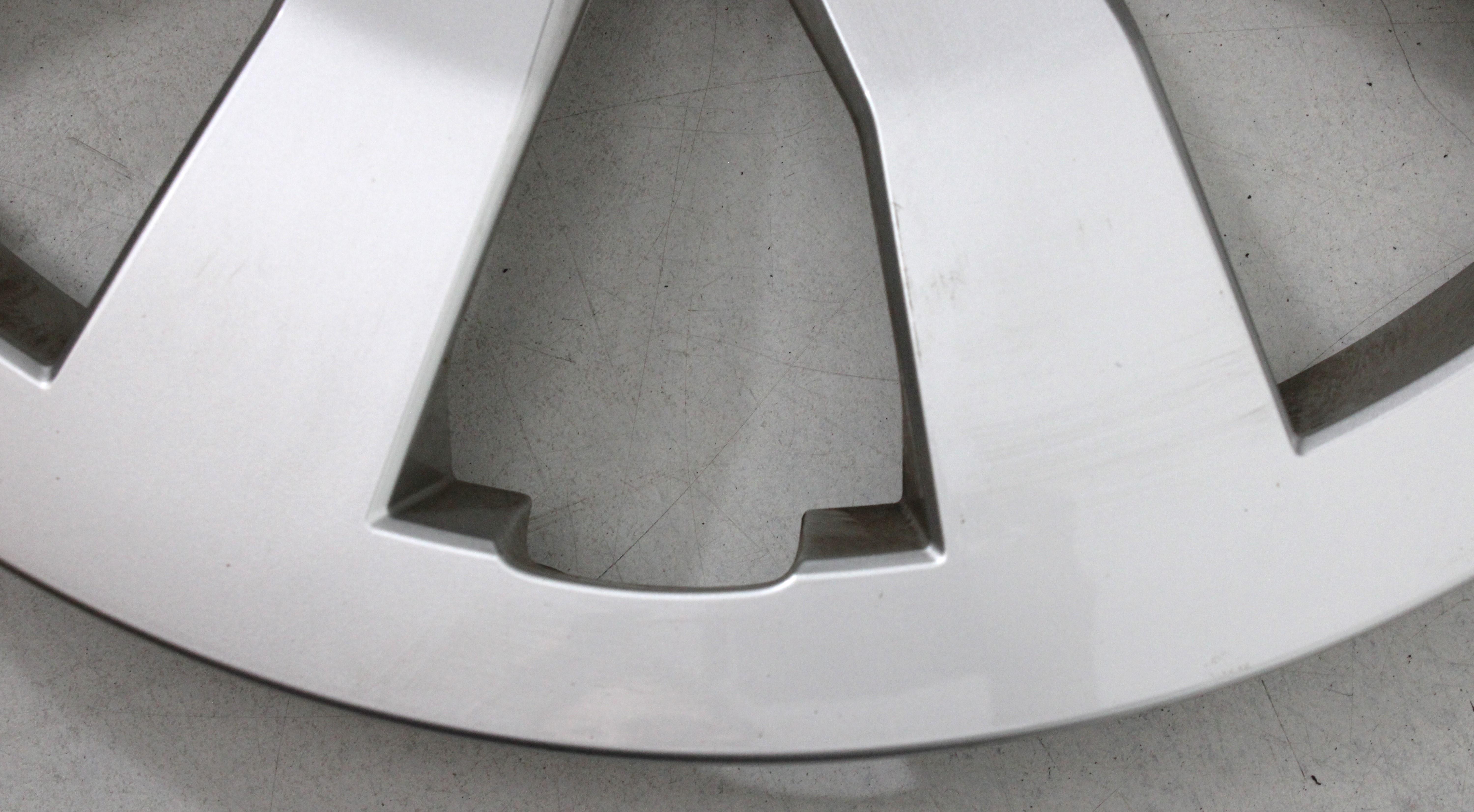 4 TAPACUBOS ORIGINALES DE 15" AUDI A1 GB 82A601147 15 PULGADAS