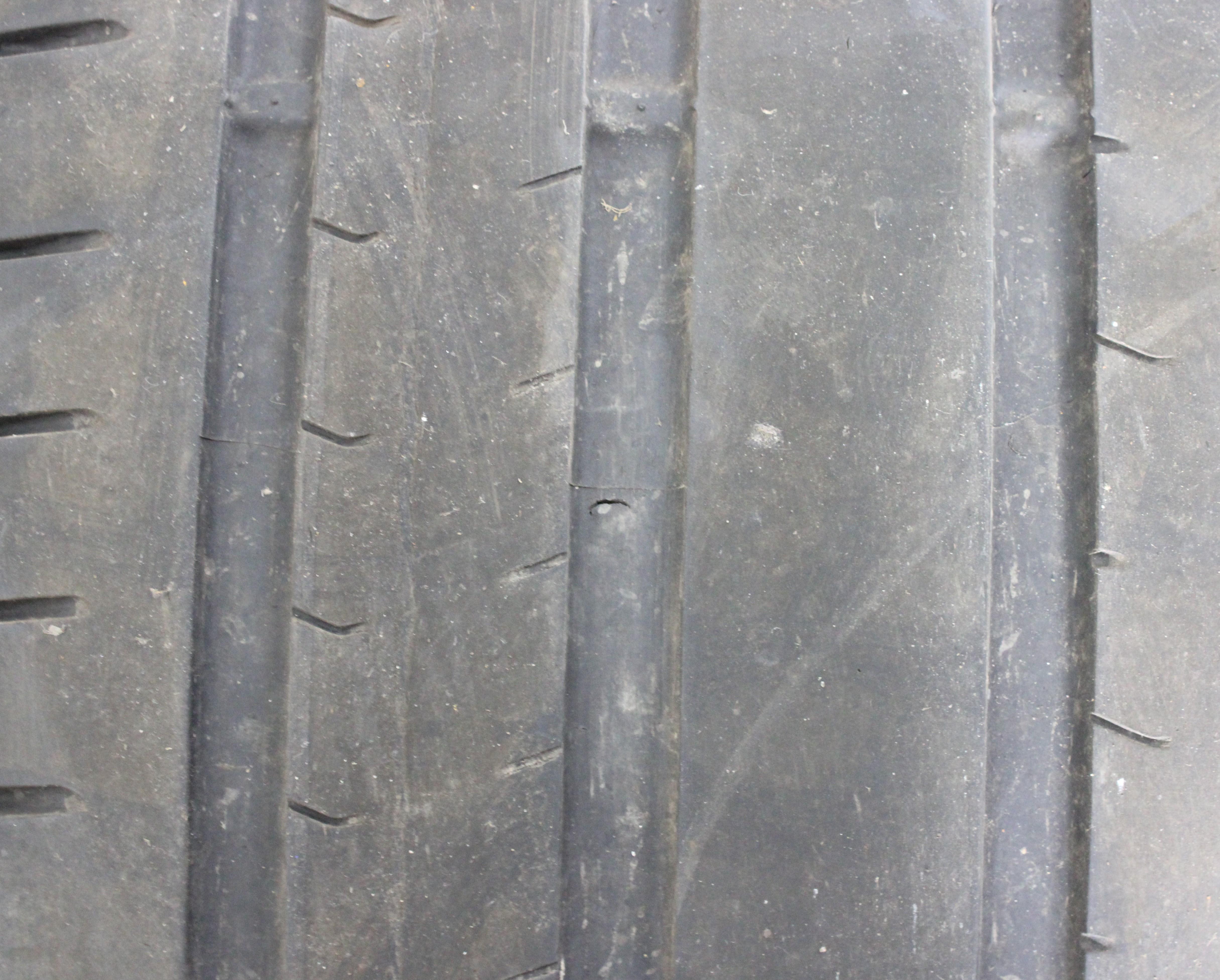 2 x 315/30R22 107Y Sommerreifen Pirelli Pzero PZ4 1* 3,5-4mm 2022