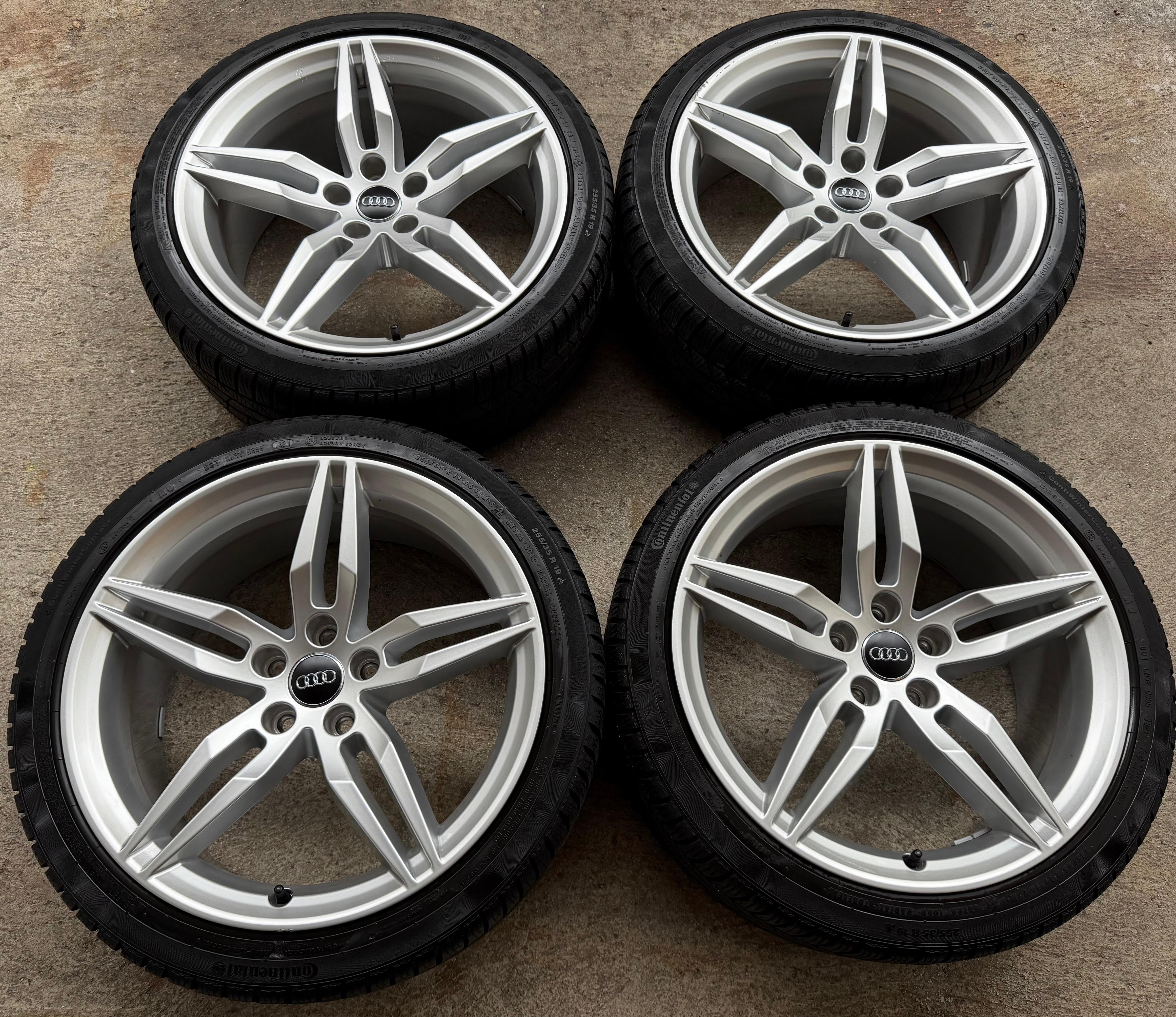 4 roues hiver complètes en alliage d’origine 19" Audi A5 S5 8W F5 8W0601025AM 255/35R19 96V Continental