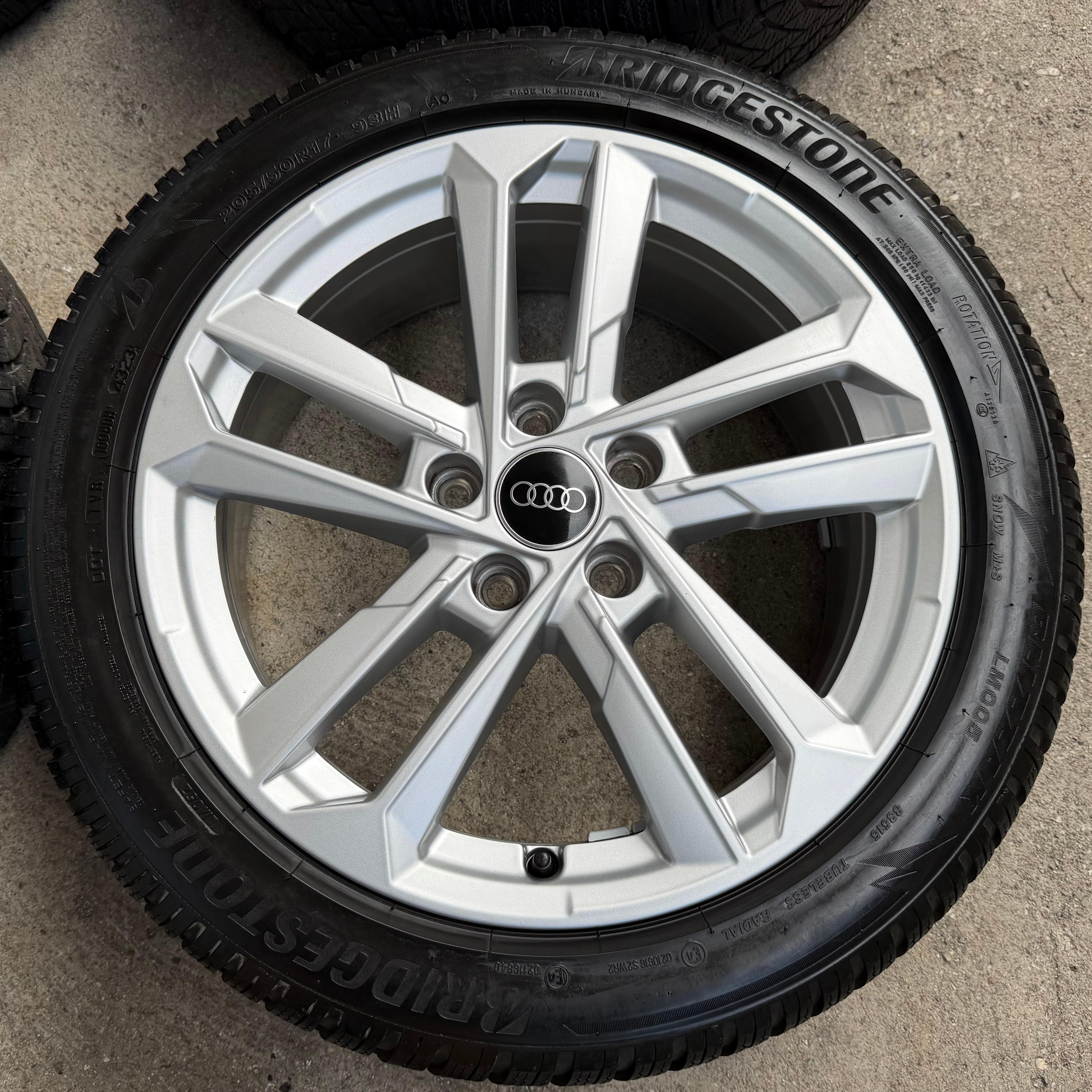 4 Original 17" Alu Winterräder Audi A3 S3 8Y 8Y0601025L 205/50R17 93H Bridgestone 2023