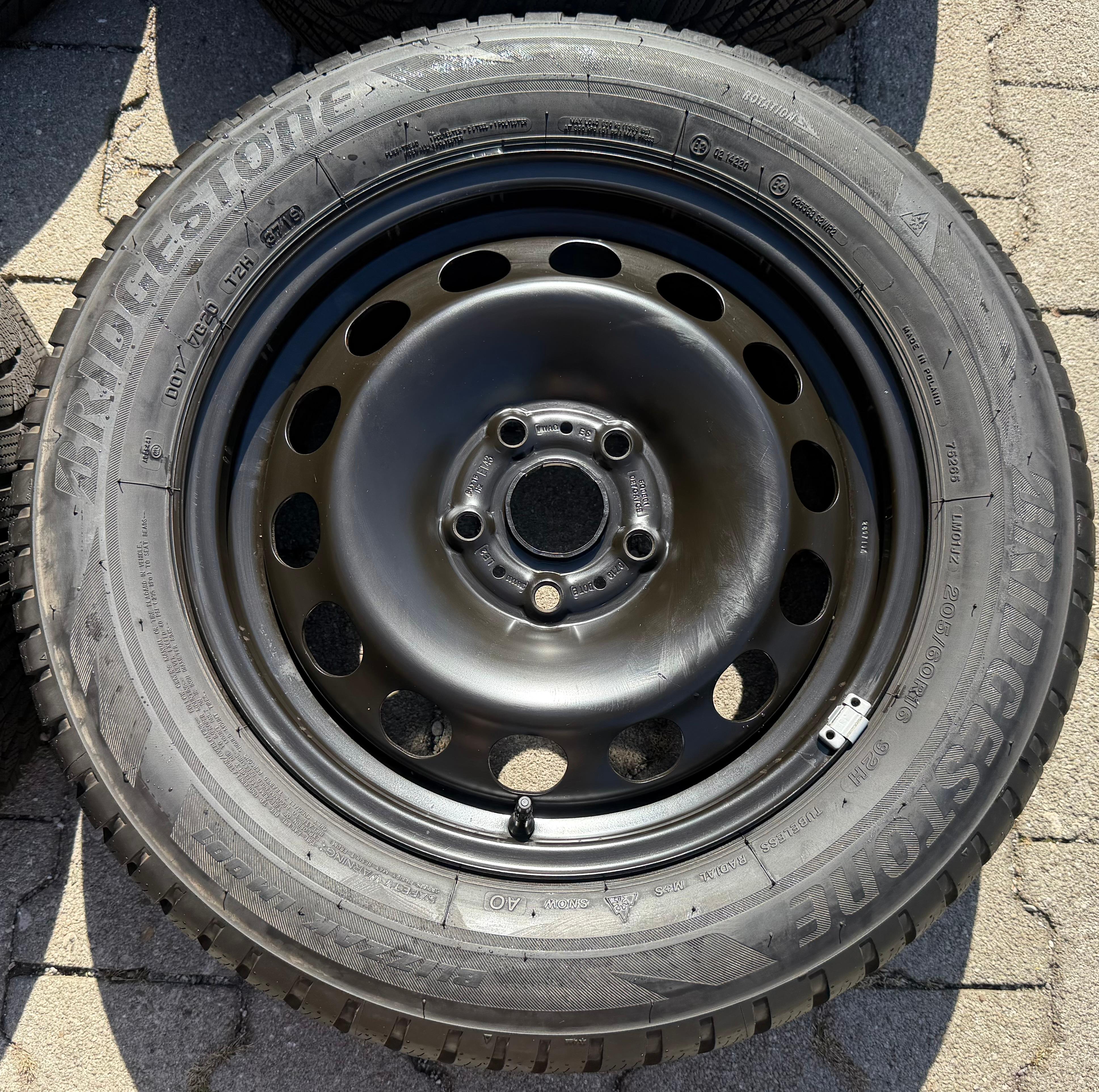 4 Winterräder Audi Q2 GA VW T-Roc 205/60R16 92H Bridgestone 5Q0601027AM