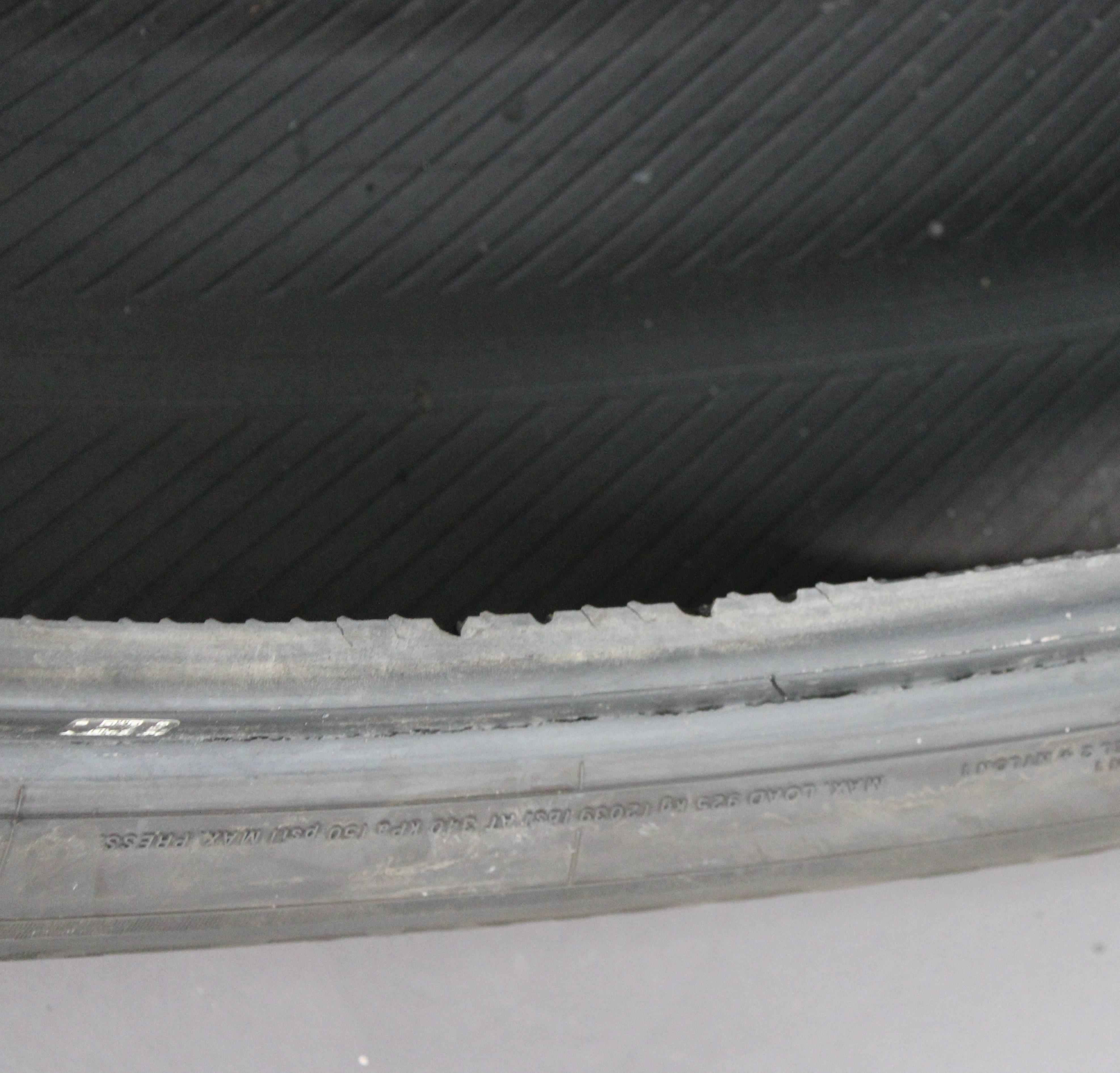 4 x 245/50R19 105W Sommerreifen Yokohama Advan Sport V105 Runflat 2x 6-6,5mm und 2x 6,5-7mm 2018/2020 *