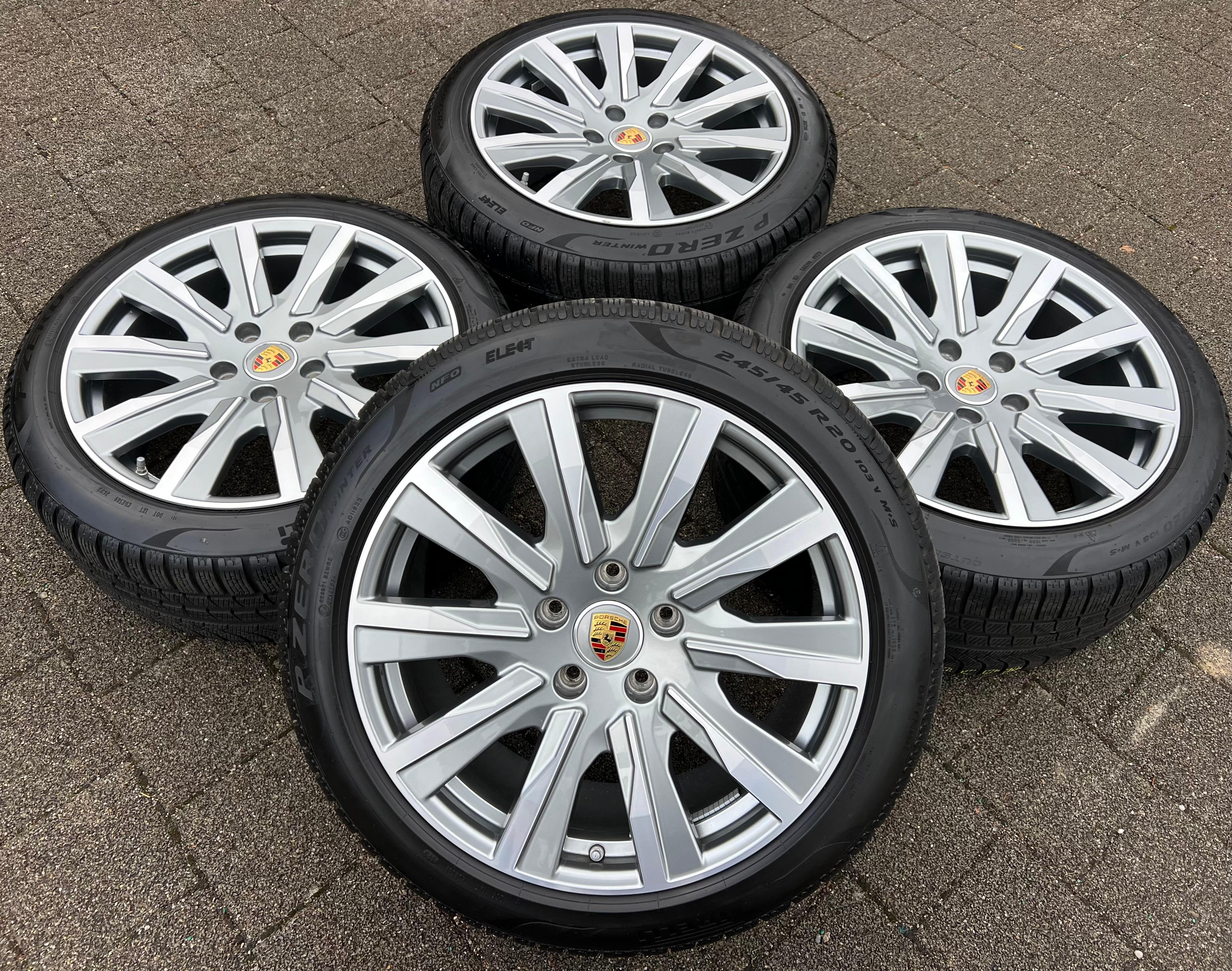 4 ORIGINAL 20" ALU WINTERRÄDER PORSCHE TAYCAN TEQUIPMENT RDKS FREIHAUS