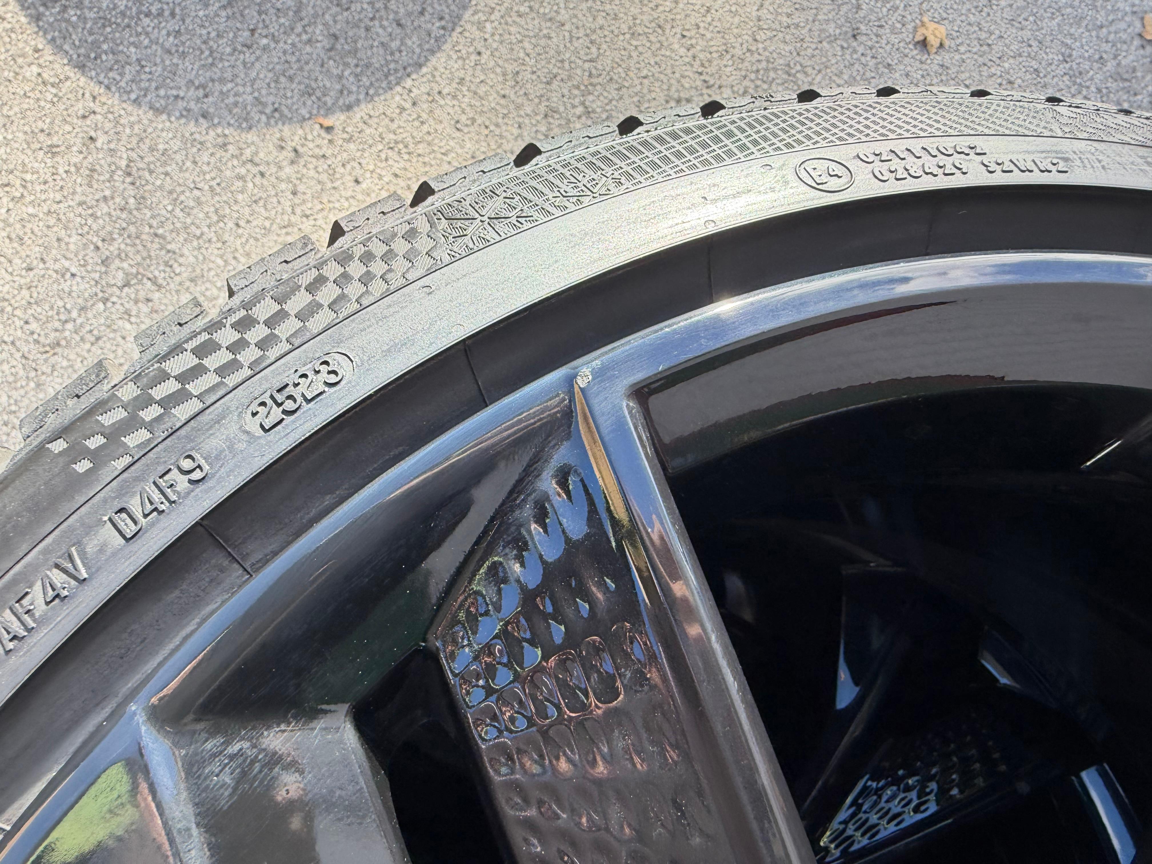 4 ruedas de invierno de aleación originales de 22" para Audi RS6 4K RS7 4K0601025BC 285/30R22 101W Continental