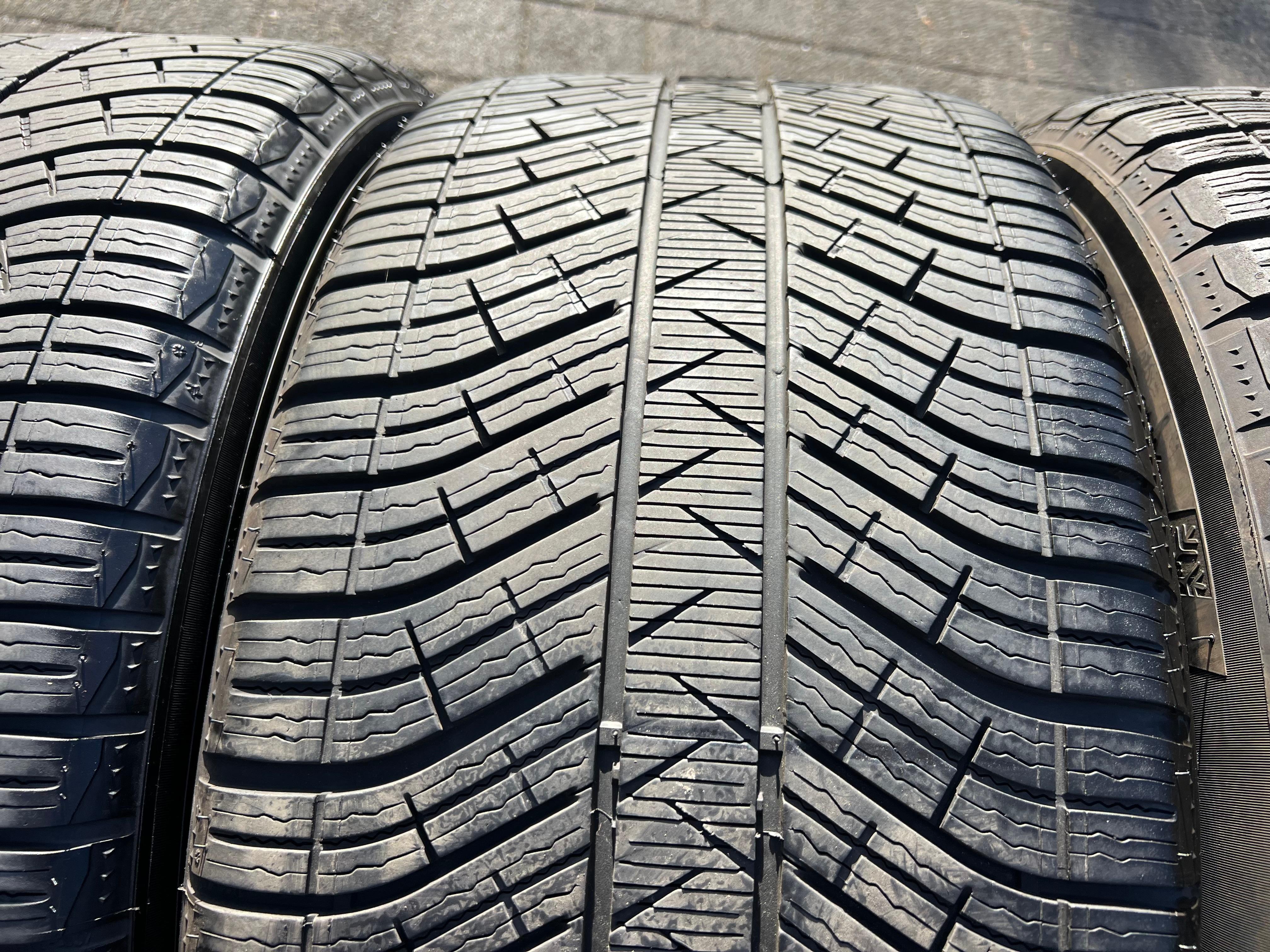 4 CERCHI IN LEGA ORIGINALI DA 20" PER PORSCHE MACAN I & II RS SPYDER CON PNEUMATICI MICHELIN