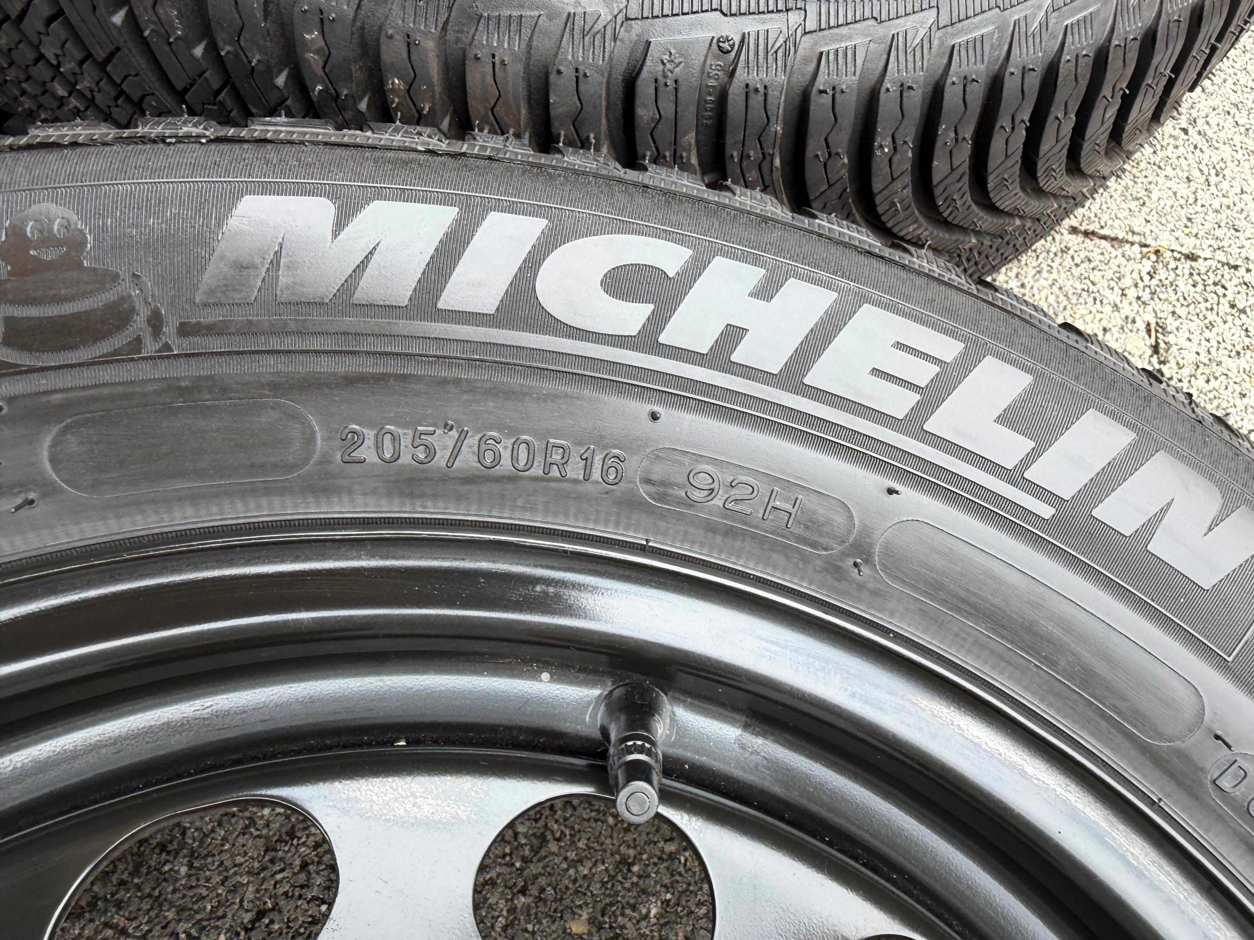 4 Winterräder Audi Q2 GA VW T-ROC A11 205/60R16 92H Michelin Alpin 5 Winterreifen