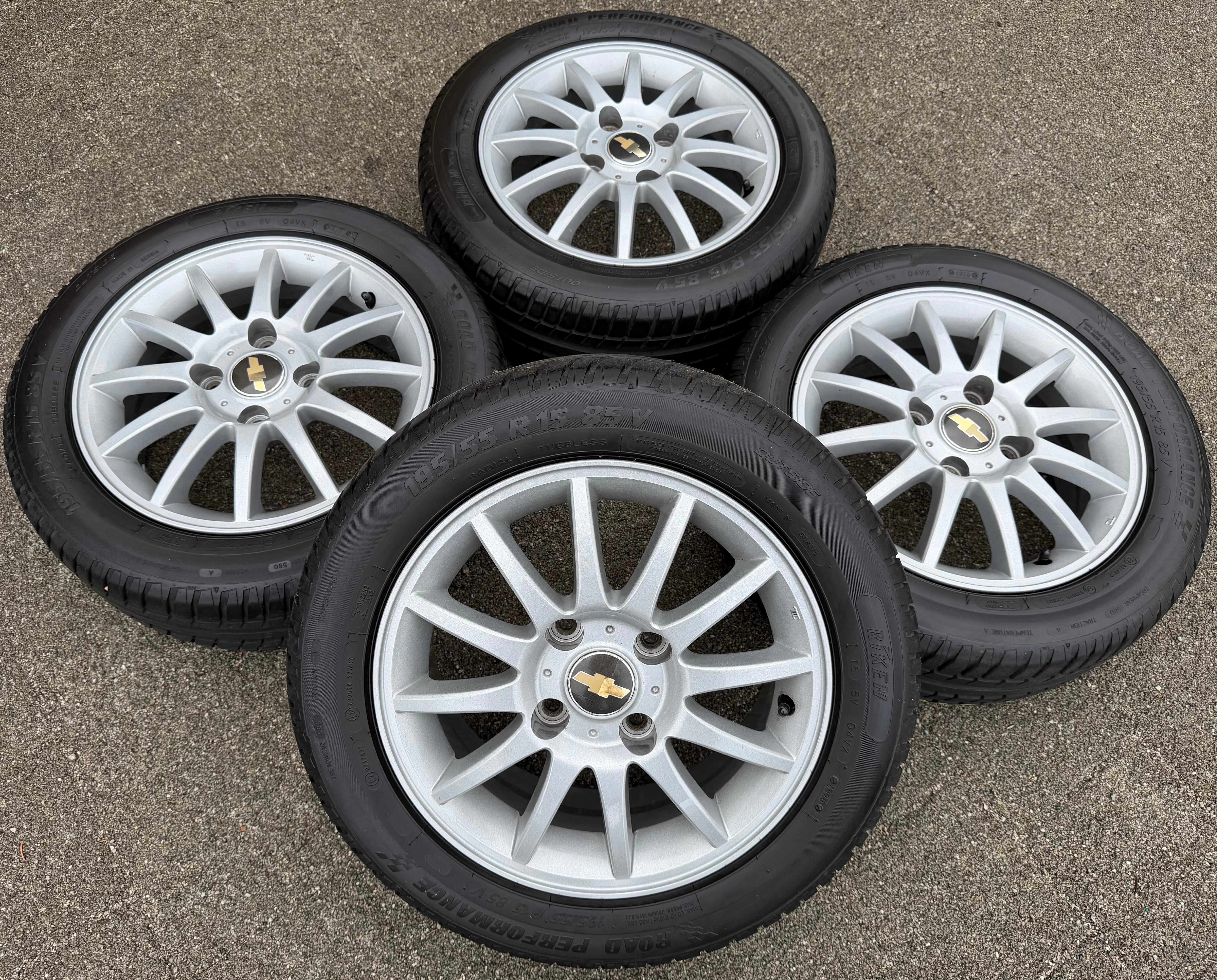 4 llantas de aluminio originales de 15" para Chevrolet Lacetti, 195/55R15 85V, envío gratuito