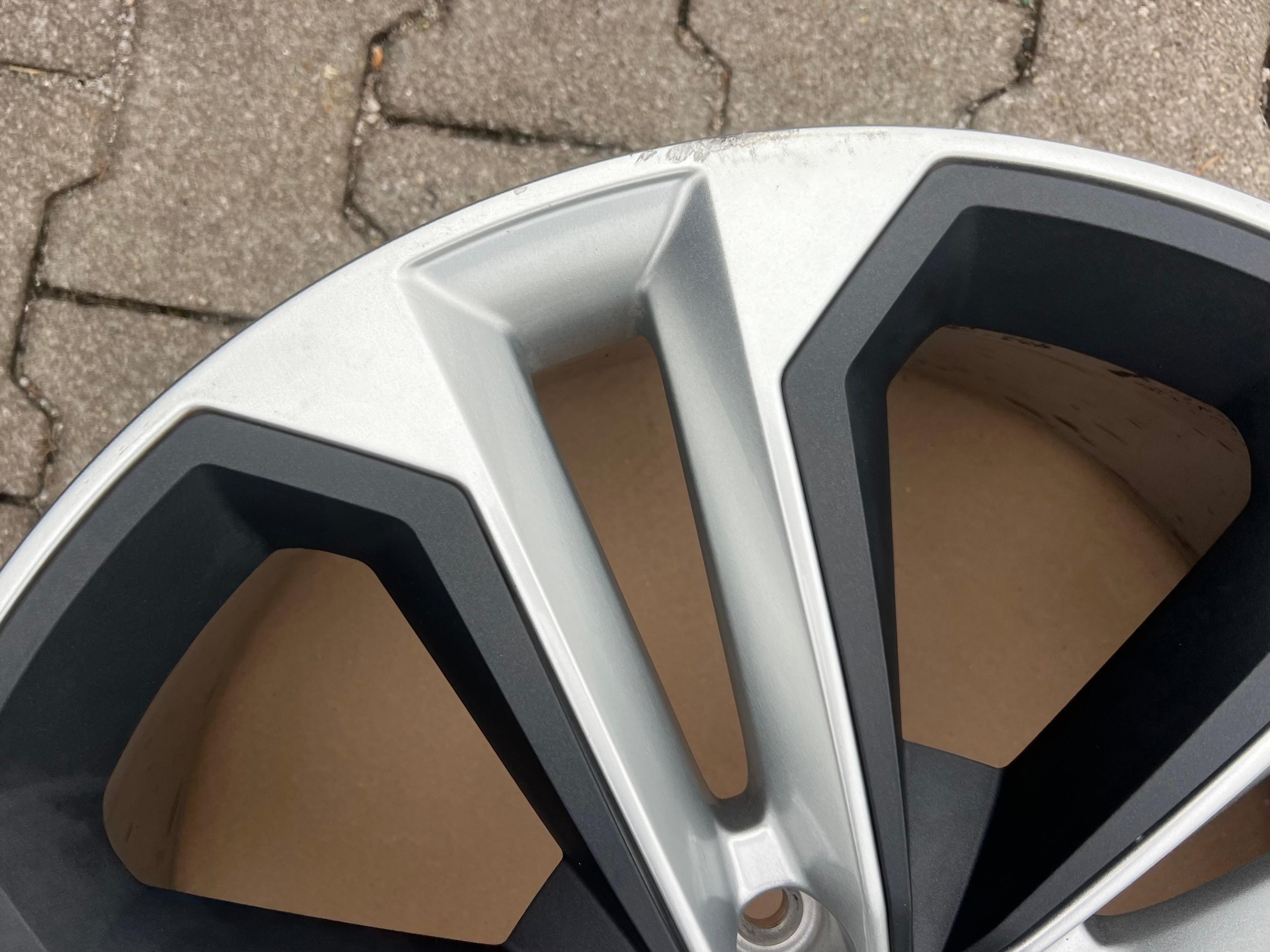 1 X LLANTA DE ALEACIÓN ORIGINAL DE 21" PARA AUDI Q5 FY 80A601025AS 8,5x21 ET34 5x112 ENVÍO GRATUITO