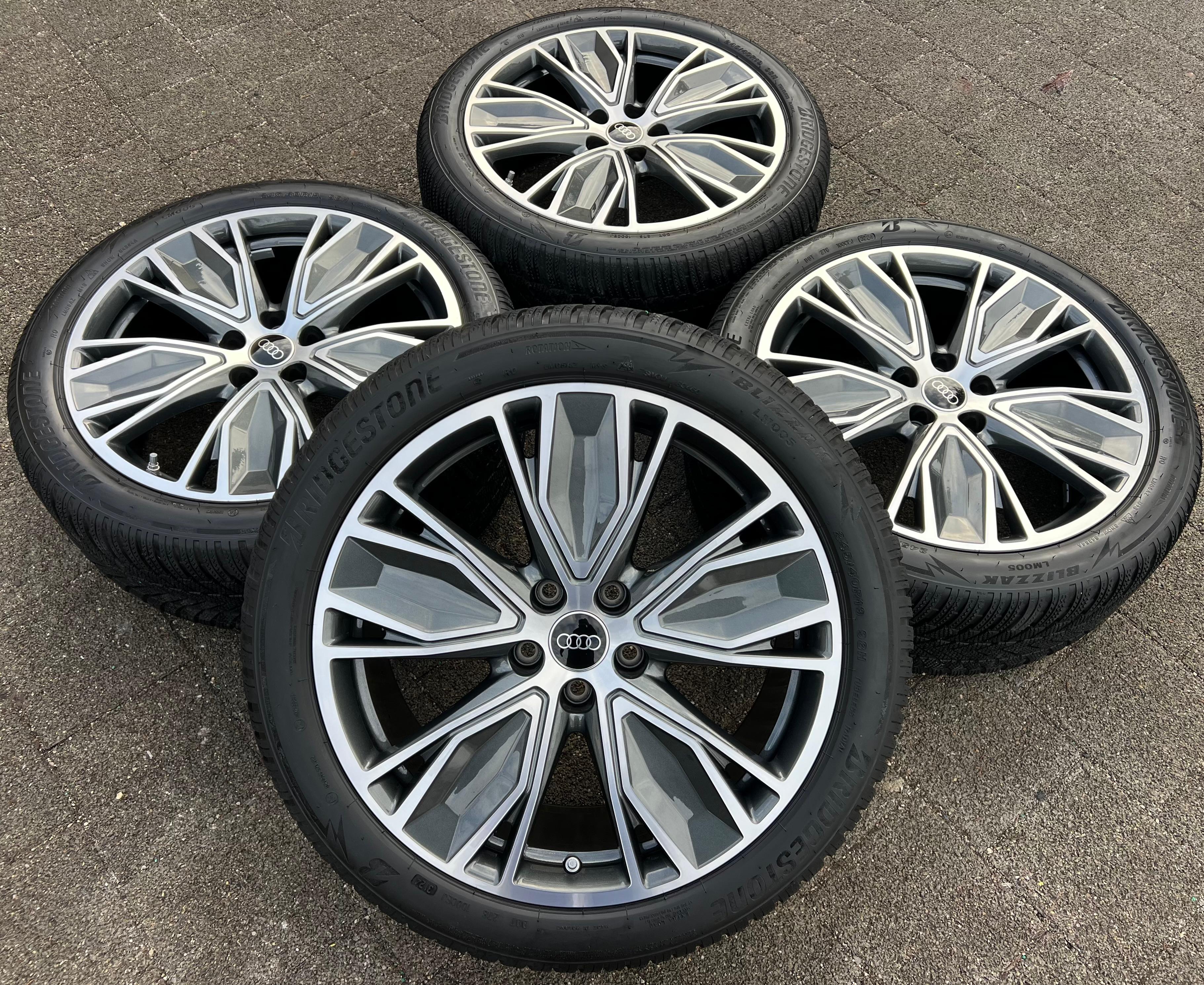4 ORIGINAL 19" ALU WINTERRÄDER AUDI A5 S5 FU2 B10 8B3601025AT 245/40R19 98H 2024