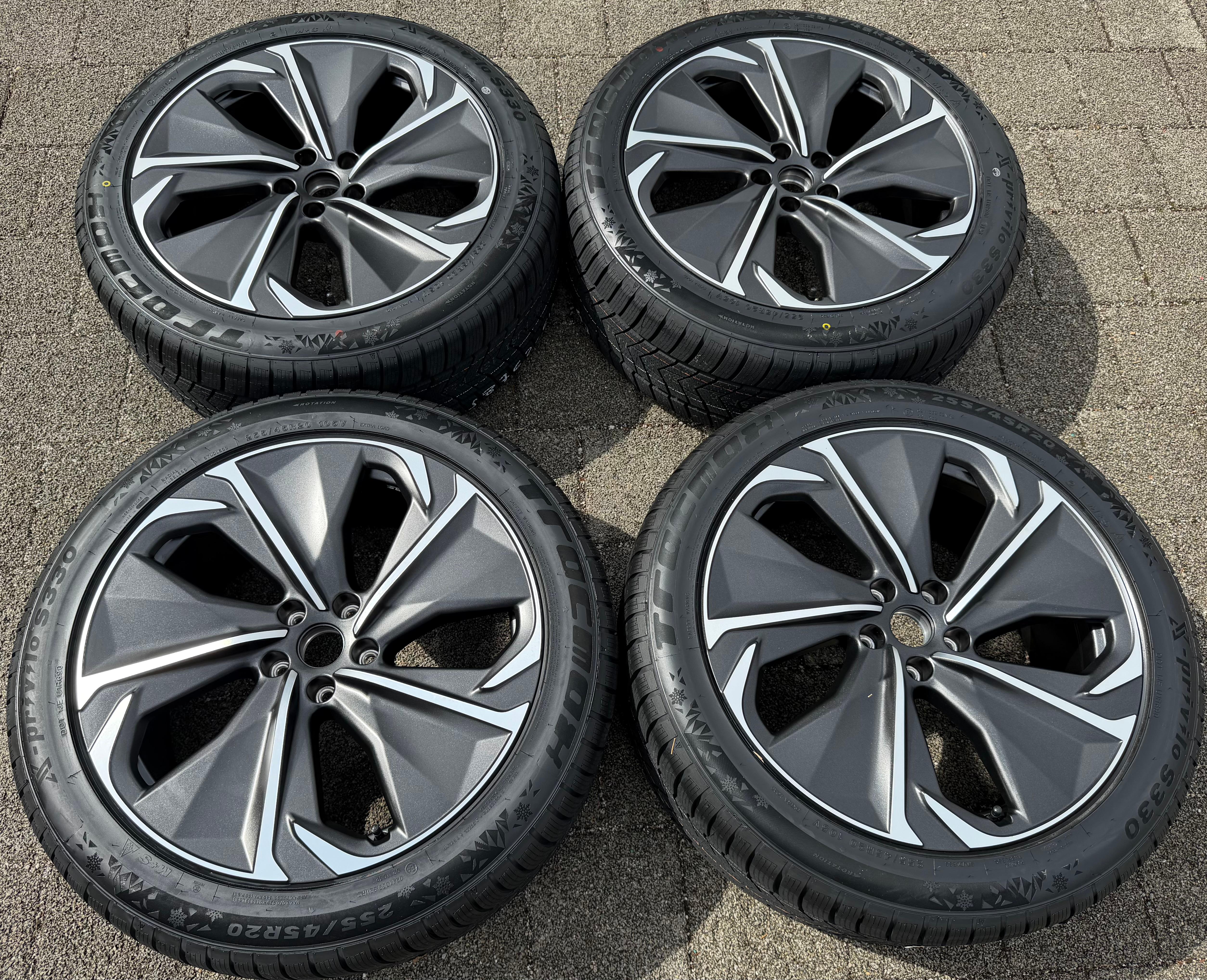4 originele 20" aluminium wintervelgen Cupra Tavascan 255/45R10 105V Tracmax 2026
