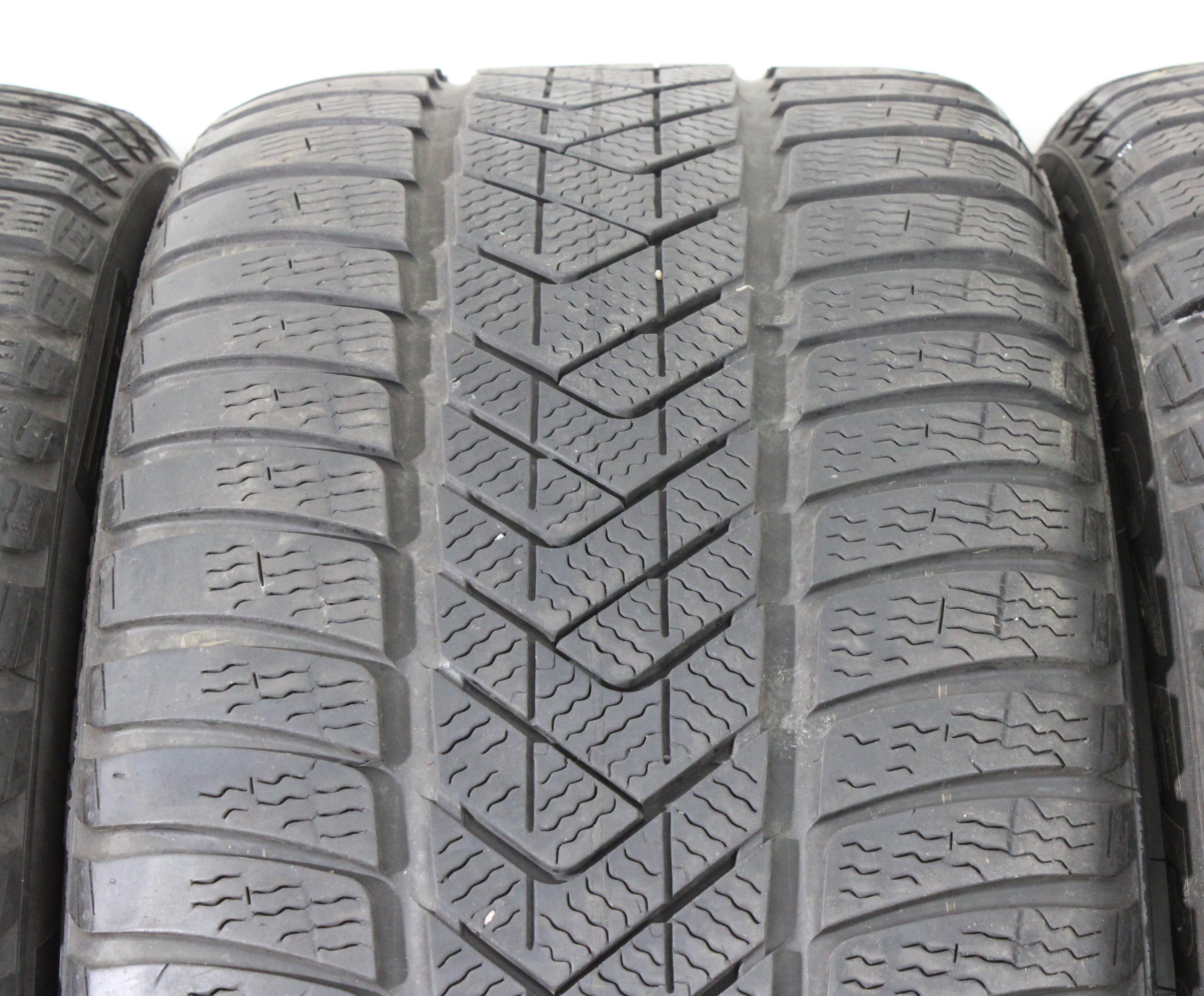 2 x 225/45R18 95V 2 x 255/40R18 99V Winterreifen Pirelli Sottozero 3 * Runflat 5,5-6mm 2024 XL