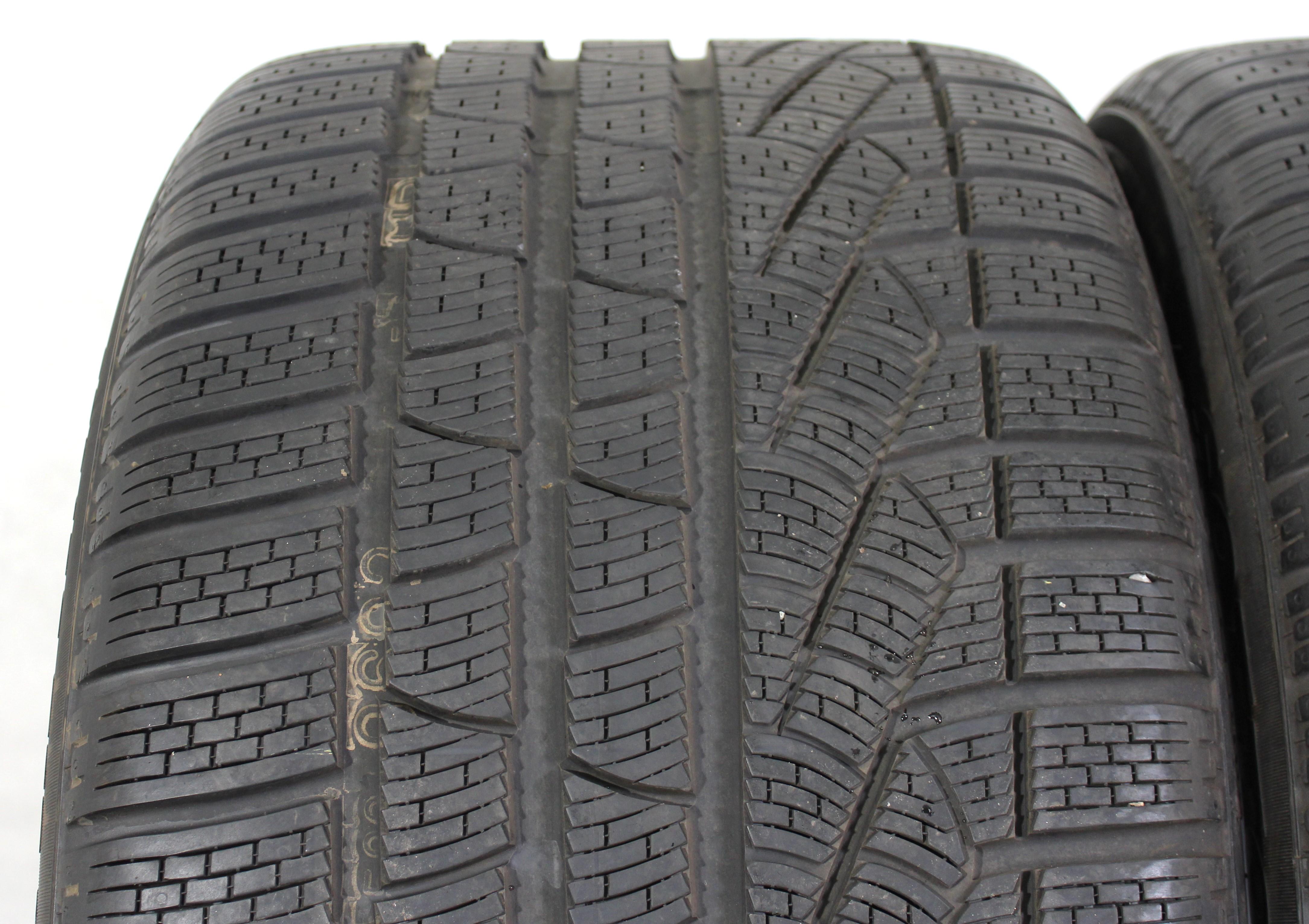 2 x 295/35R19 100V Winterreifen Pirelli Sottozero Winter 240 Serie 2 7-7,5mm 2015 N0