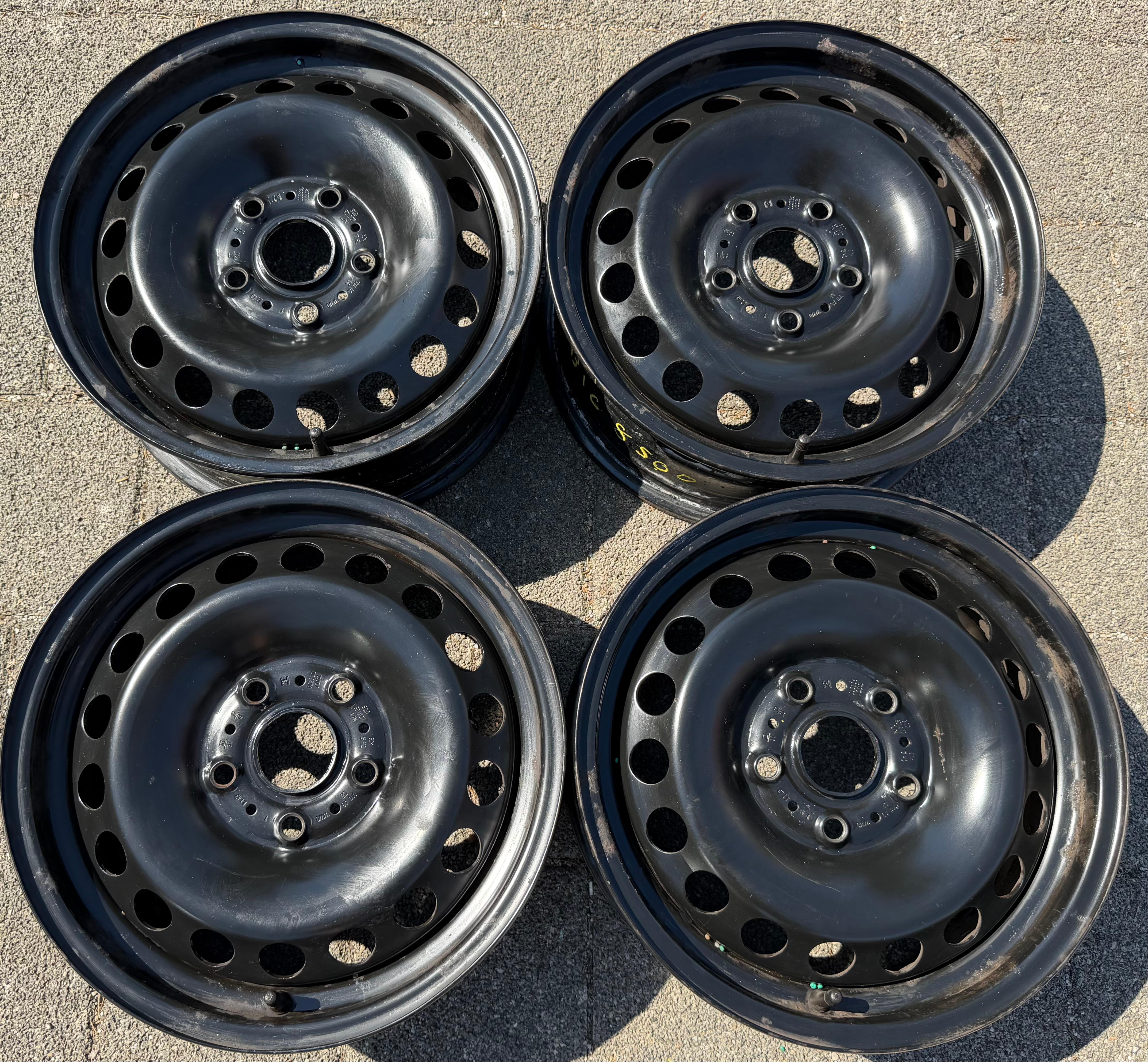 4 cerchi in acciaio per VW Golf 7, Seat Leon 5F, Skoda Octavia 5E, 6x15 ET43, 5x112, 5Q0601027