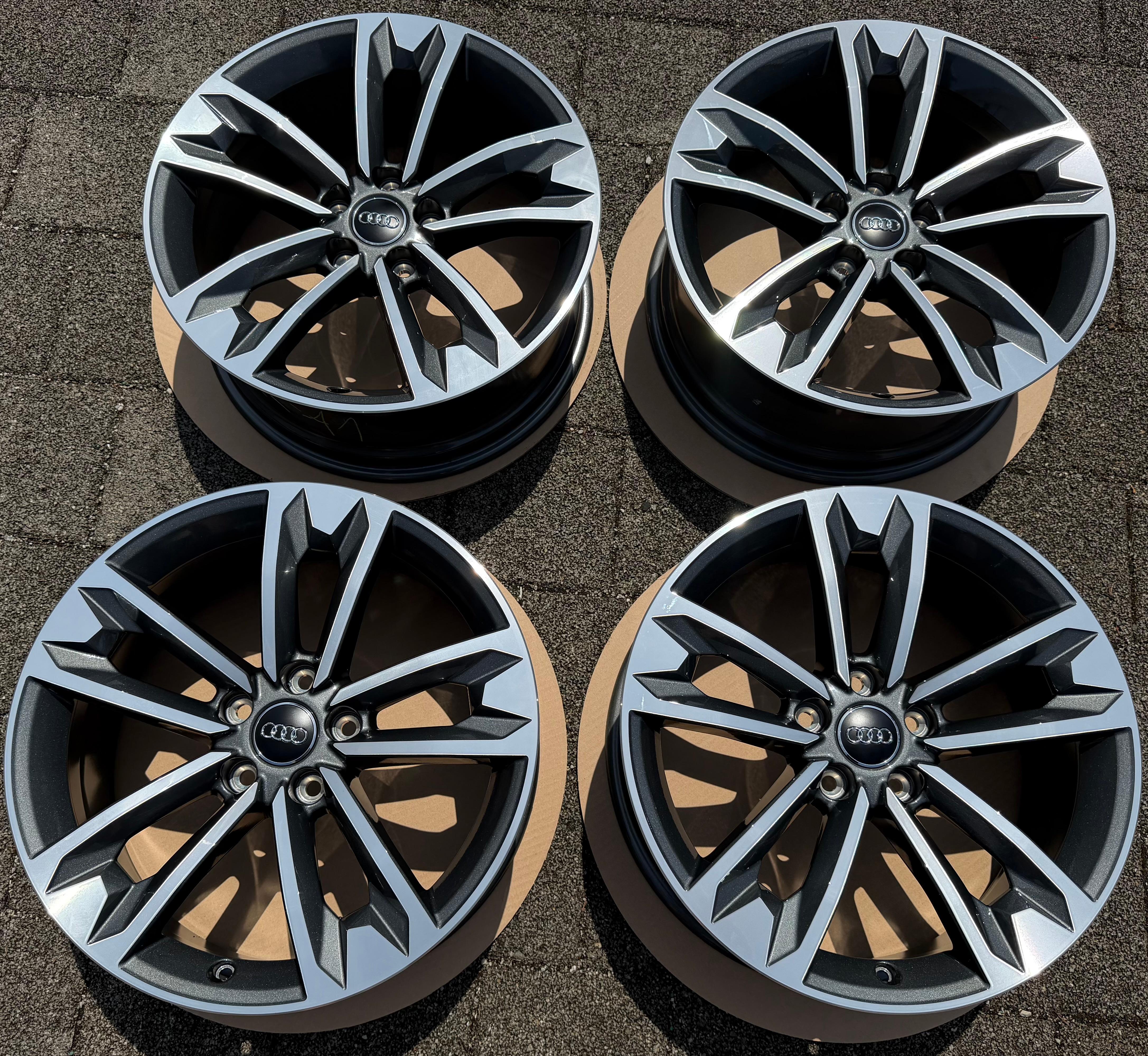 4 jantes alu d'origine 18" pour Audi A4 Allroad B9 8W 8W9601025C 7,5x18 ET29 NEUVES