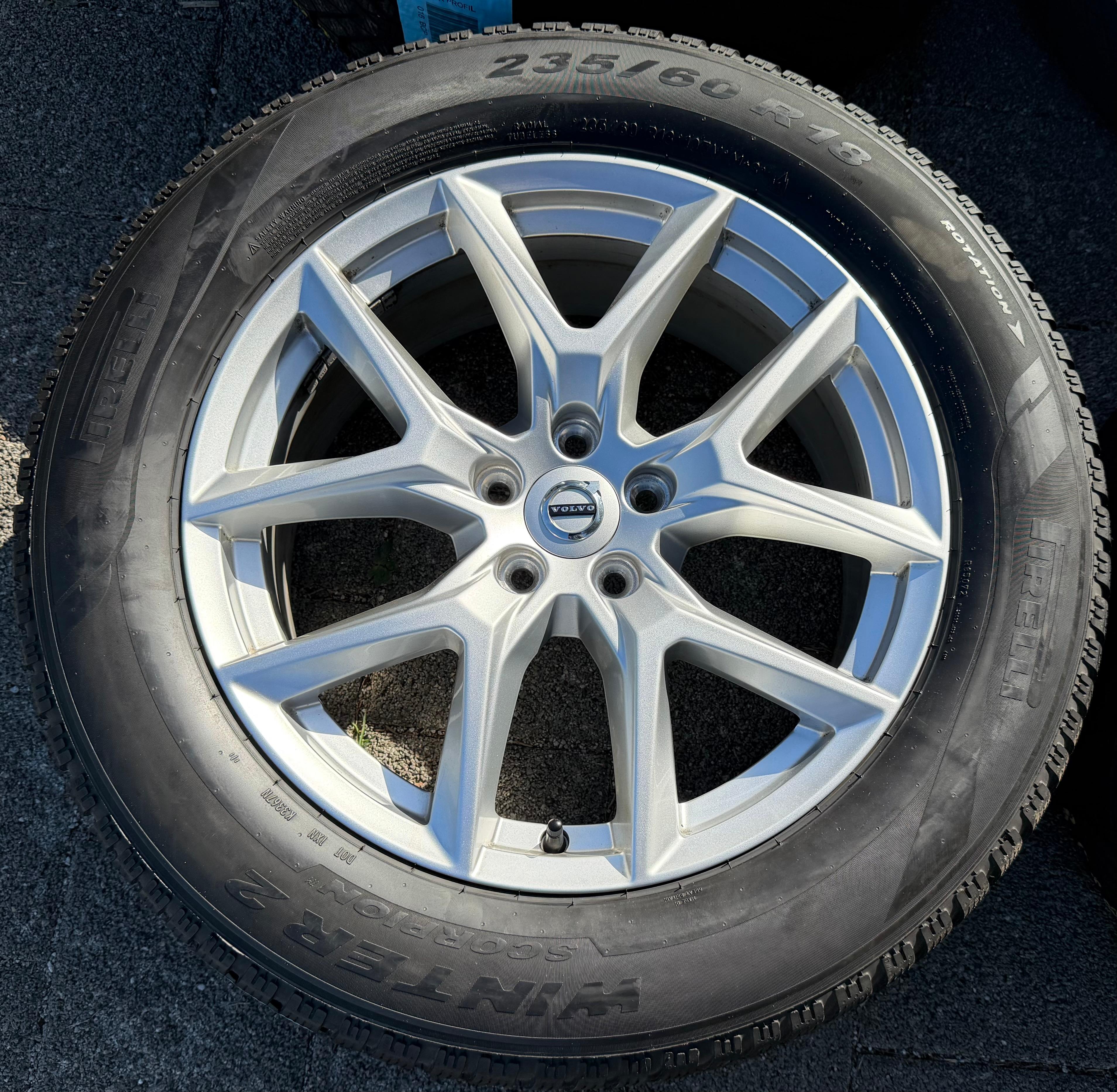 4 Original 18" Alu Winterräder Volvo XC60 II 31423851 235/60R18 107V Pirelli 2025