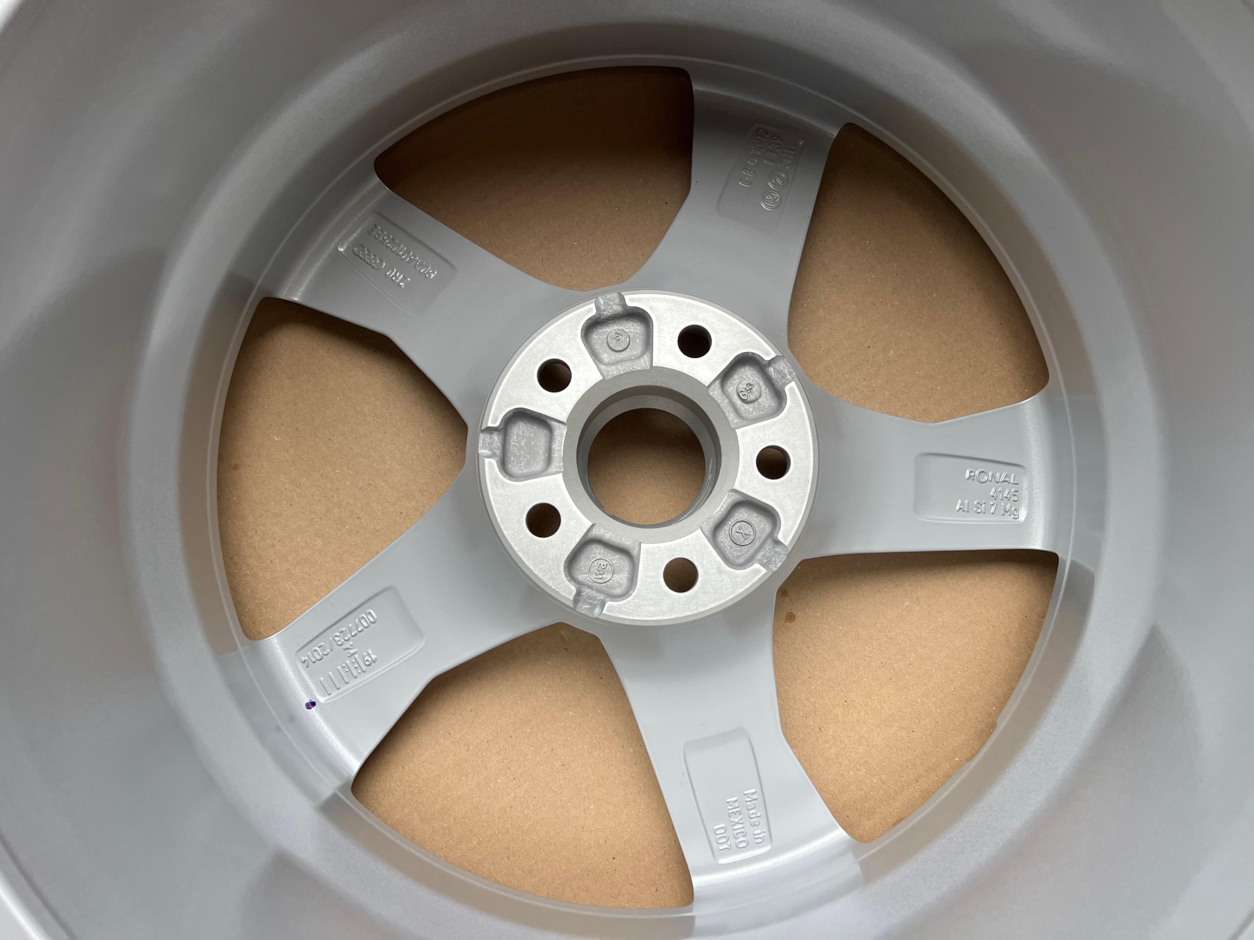 1 X ORIGINAL 18" ALUFELGE AUDI Q5 FY 80A601025BE 8x18 ET39 FREIHAUS