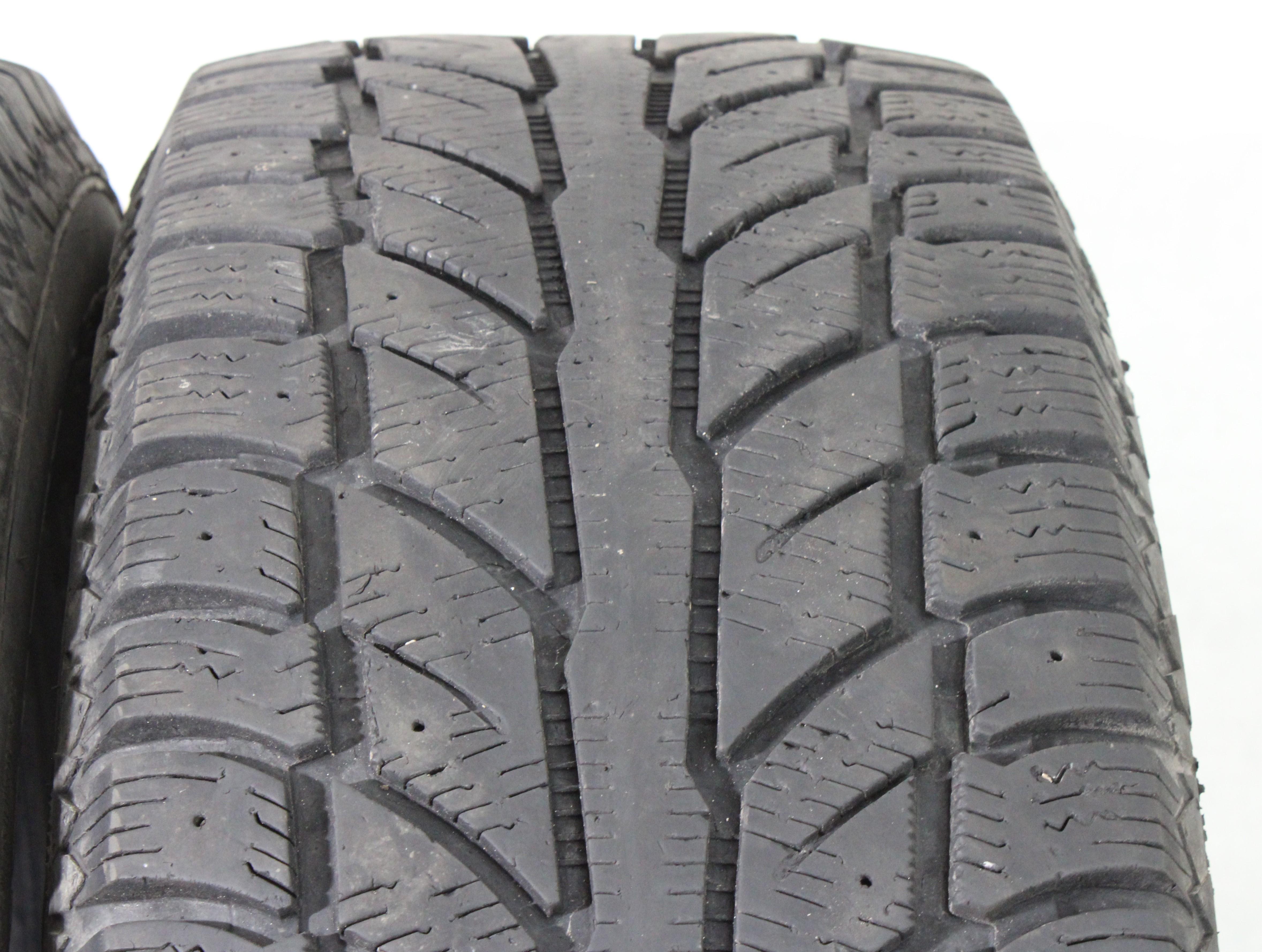 2 x 265/60R18 110T Winterreifen Cooper Weather-Master WSC in der Mitte 5,5mm und auf den Schultern 6-6,5mm. 2024