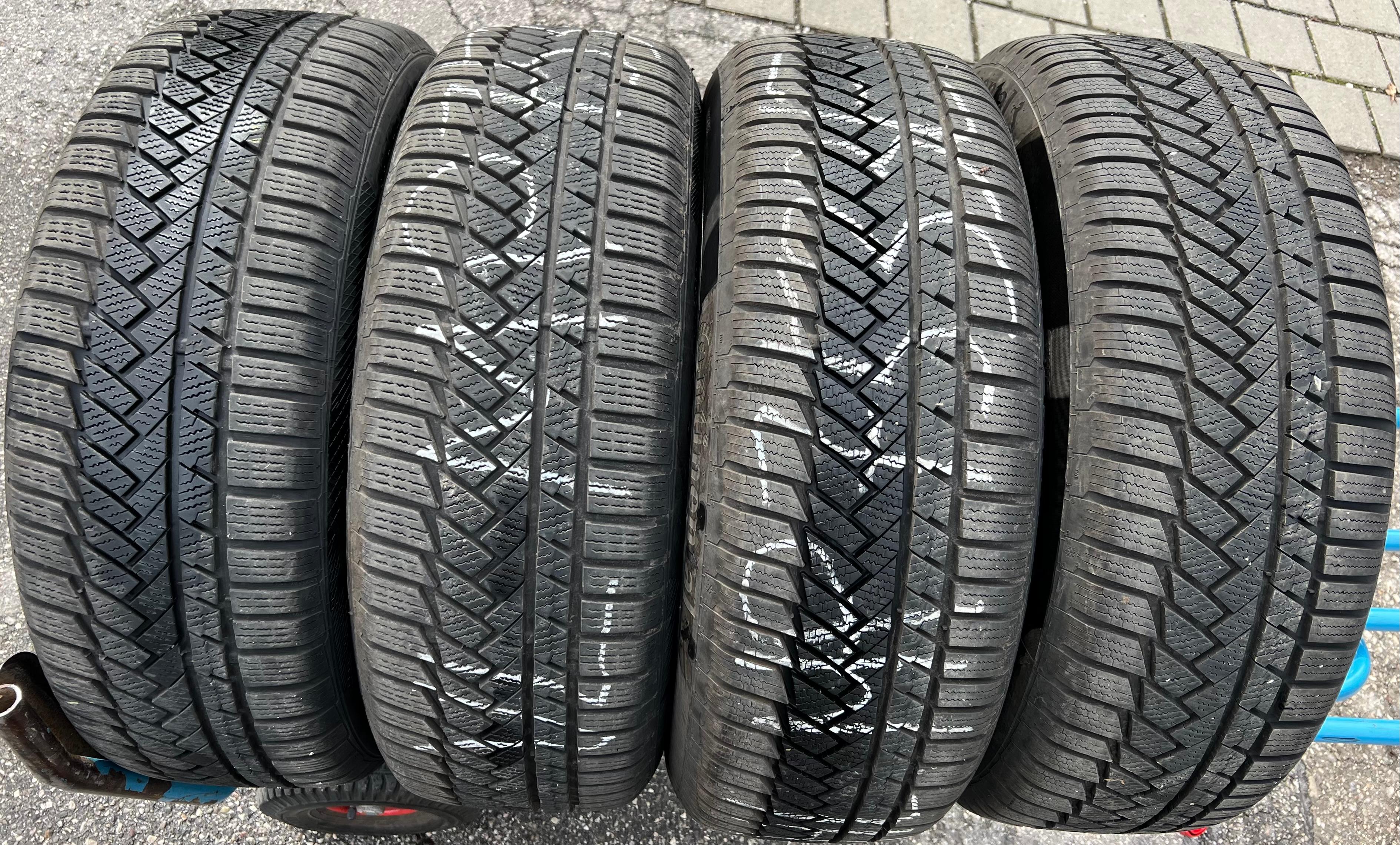 4 Alu 18" Winterräder Volvo S90 II V90 XC40 C40 X 235/55R18 104V Continental