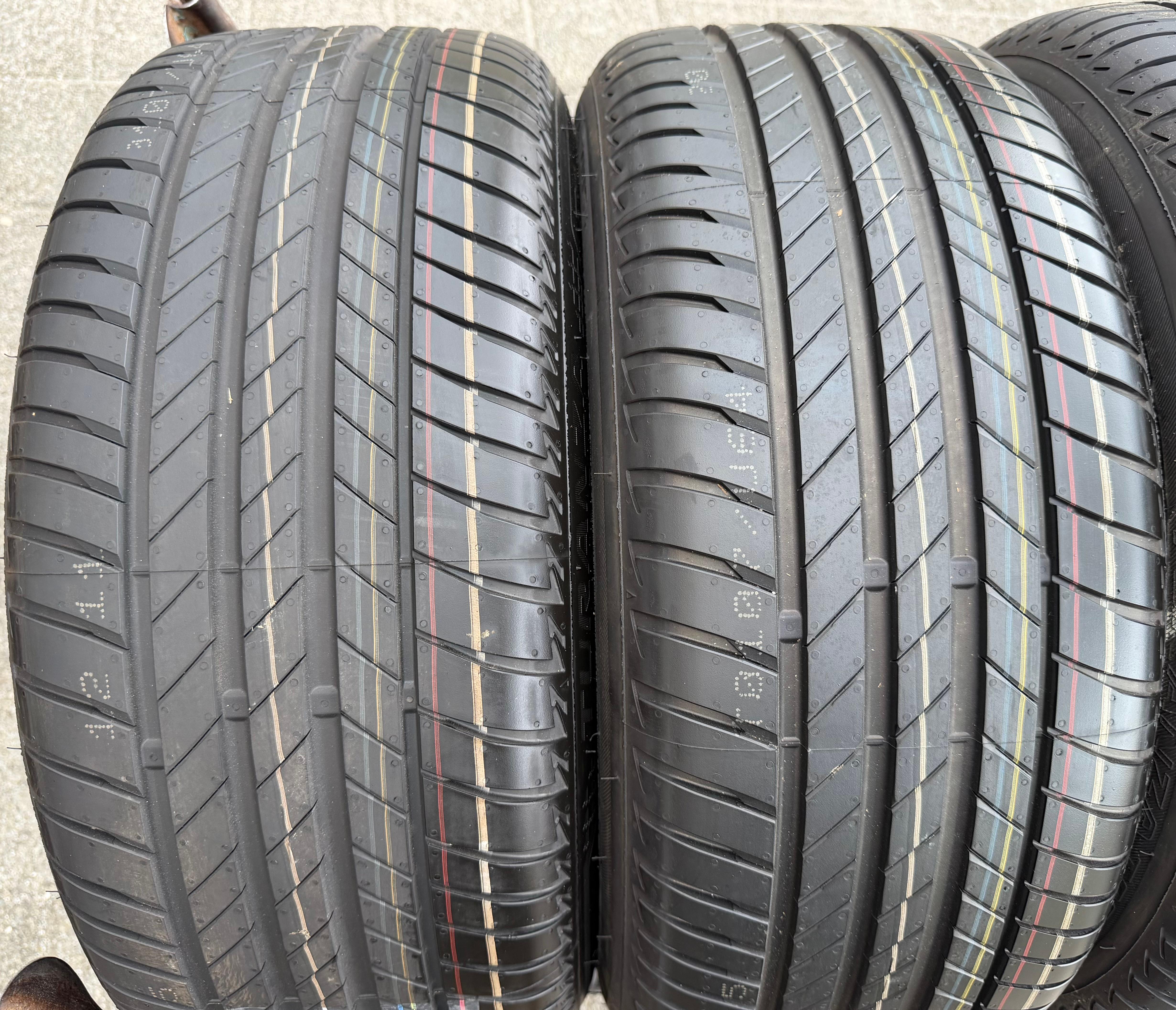 4 jantes d'origine en aluminium Sommer de 17 pouces pour Audi A3, référence GY 8Y0601025B, pneus 225/45R17 91Y, année 2022, NEUVES