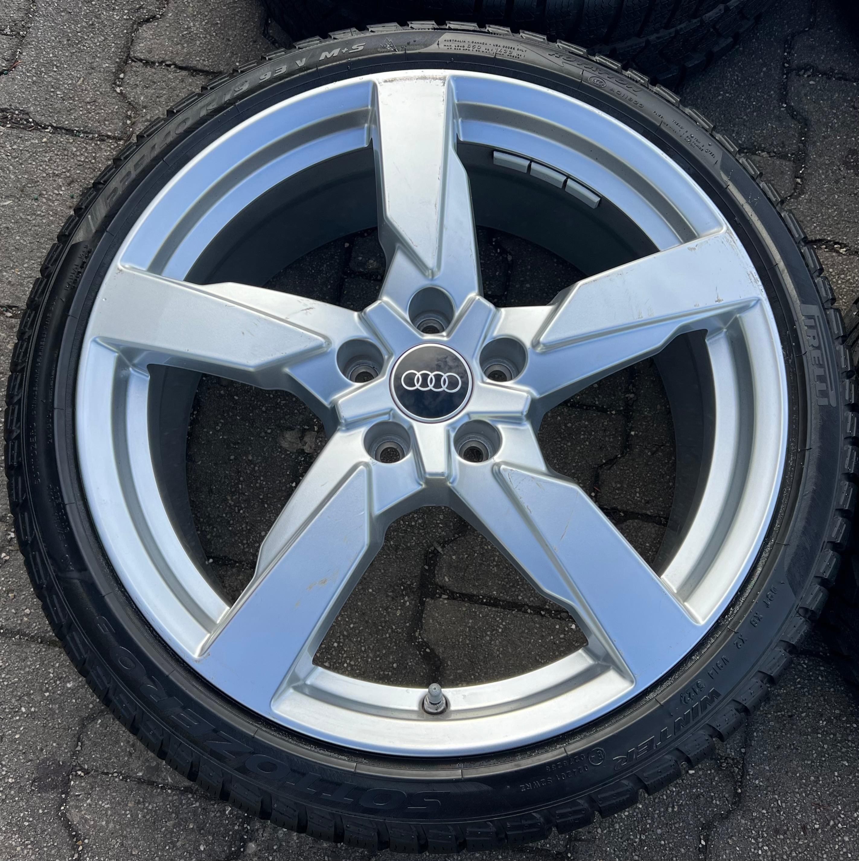 4 ORIGINAL 19" ALU WINTERRÄDER AUDI TT TTS 8S 8S0601025AG 225/40R19 93V PIRELLI
