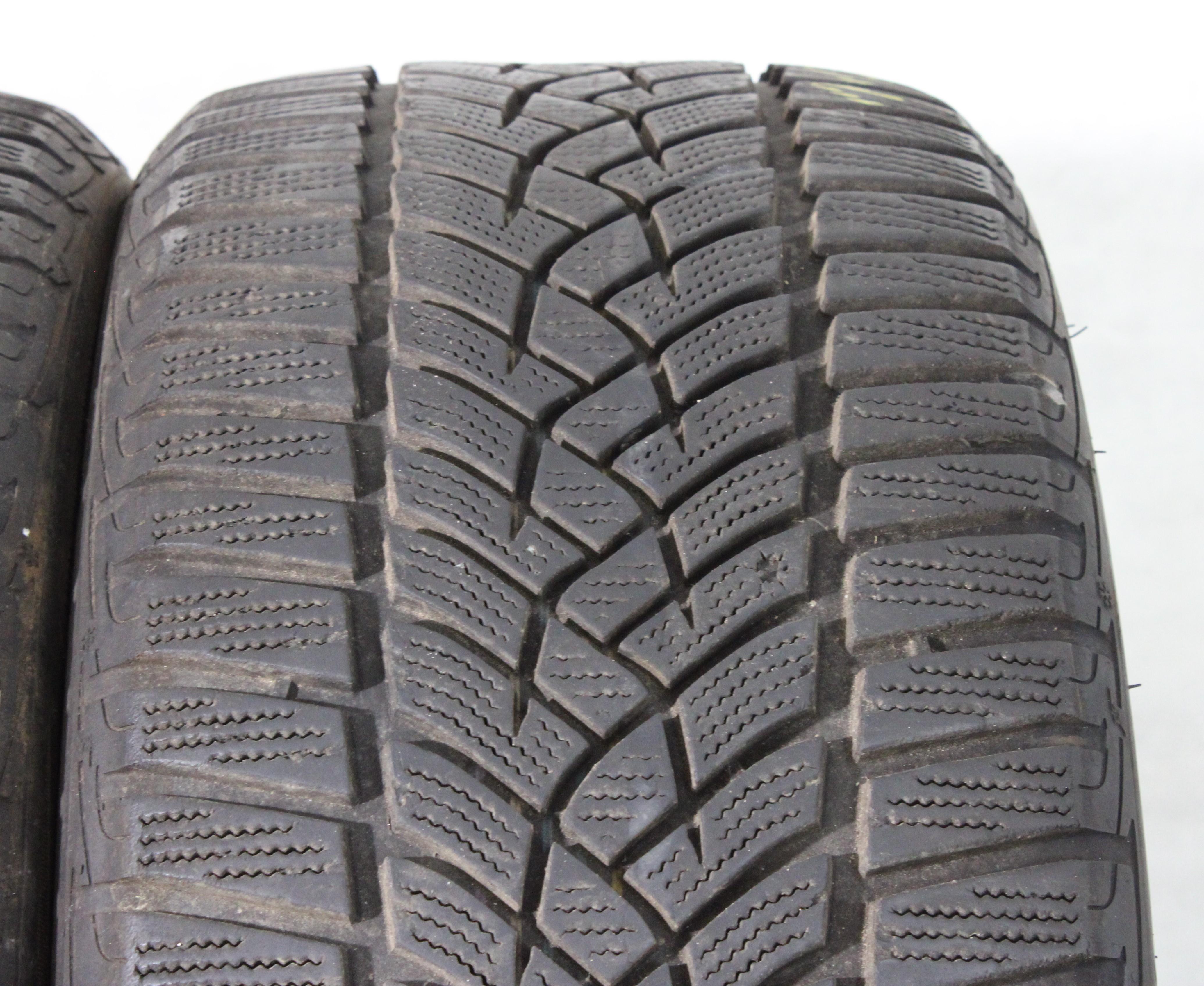 2 x 225/45R17 94H Winterreifen Goodyear Ultra Grip Performance GEN-1 5-6mm 2017