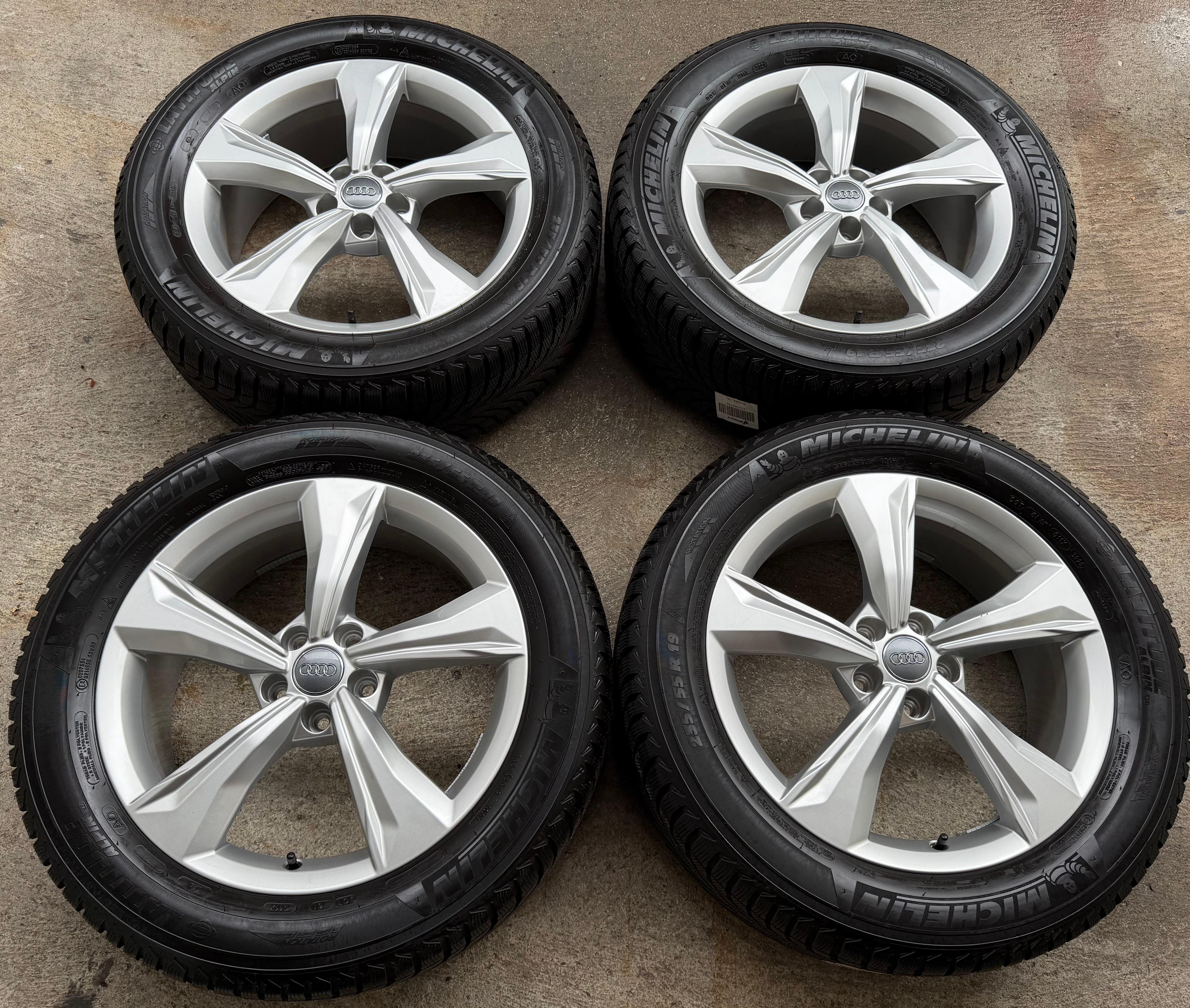 4 Original 19" Alu Winterräder Audi Q5 SQ5 FY 80A601025K 235/55R19 101H Michelin