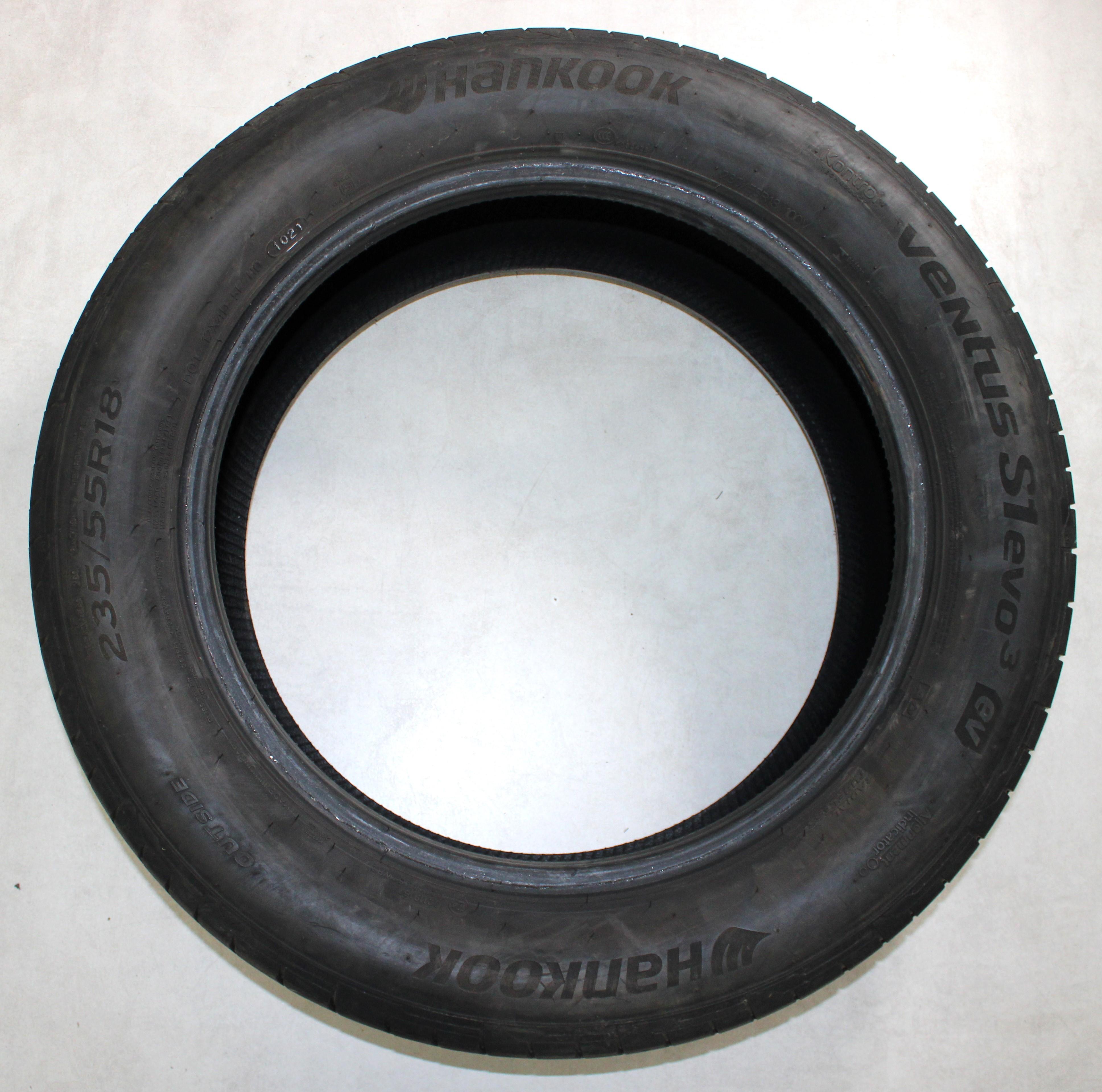 2 x 235/55R18 100V Sommerreifen Hankook Ventus S1 Evo 3 EV AO 4-4,5mm 2020/2021