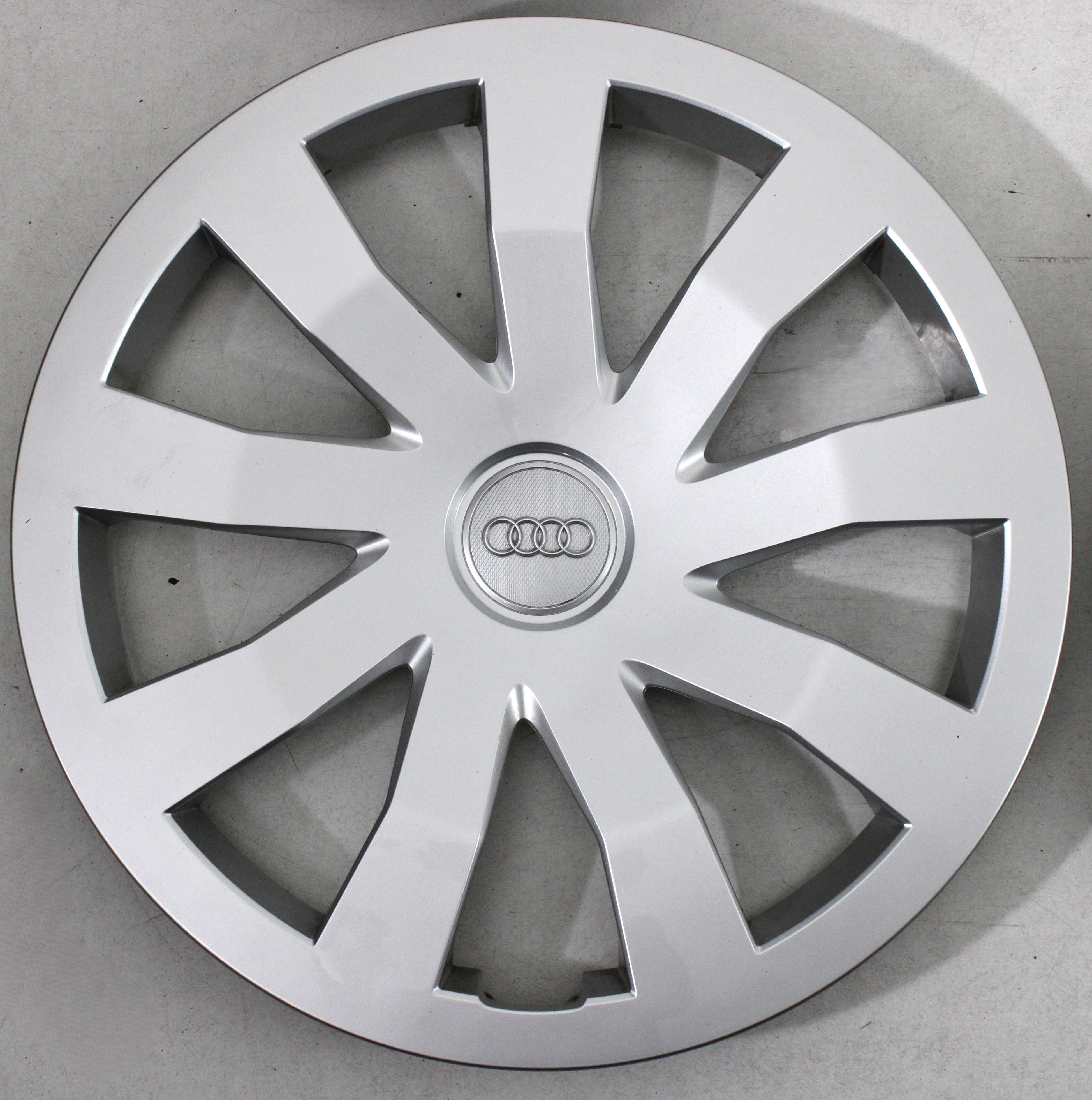 4 ORIGINAL 15" RADKAPPEN RADZIERBLENDEN AUDI A1 GB 82A601147 15 ZOLL