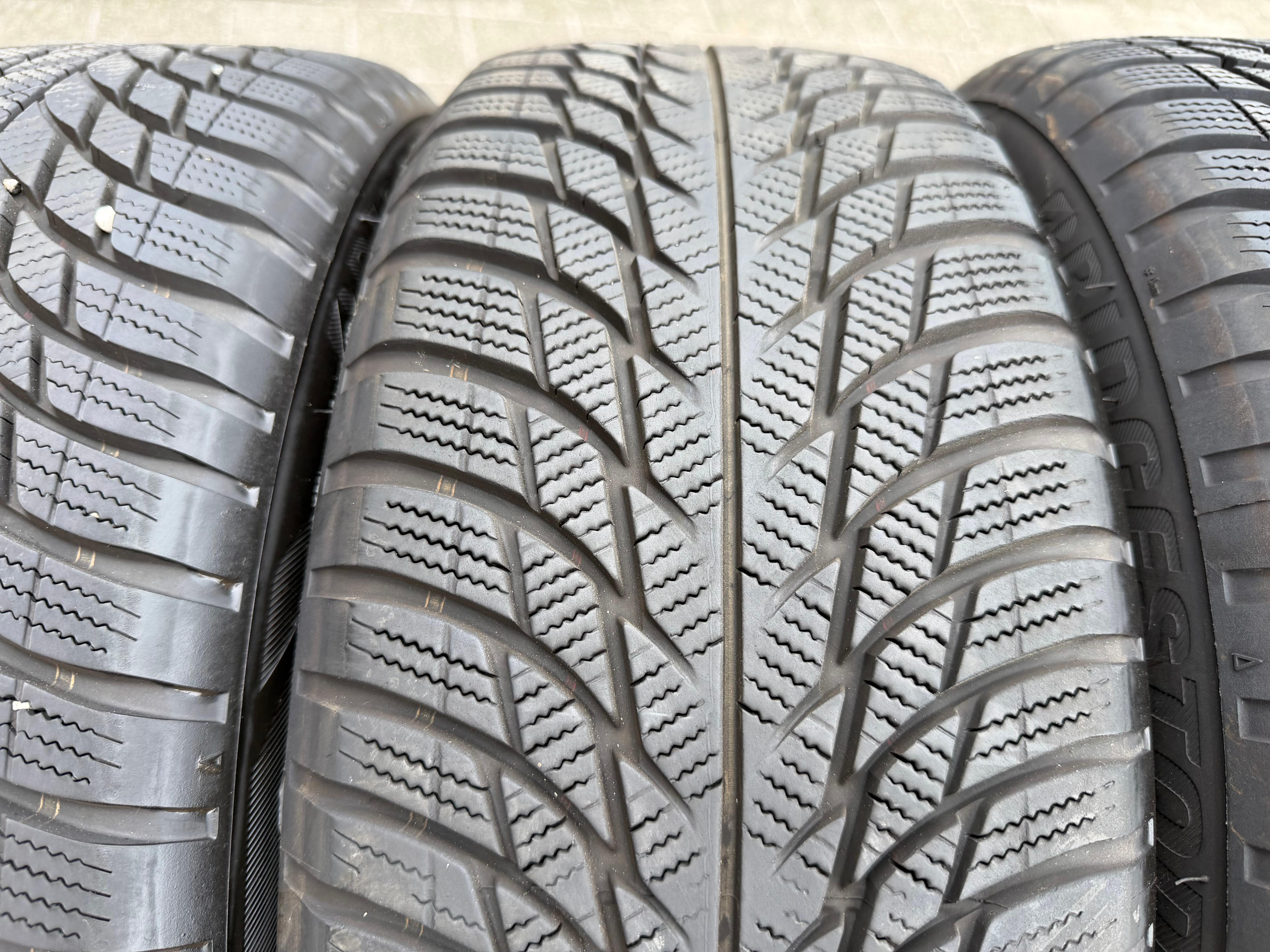 4 cerchi in lega originali invernali Audi A1 GB 82A601025C 195/55R16 91V Bridgestone