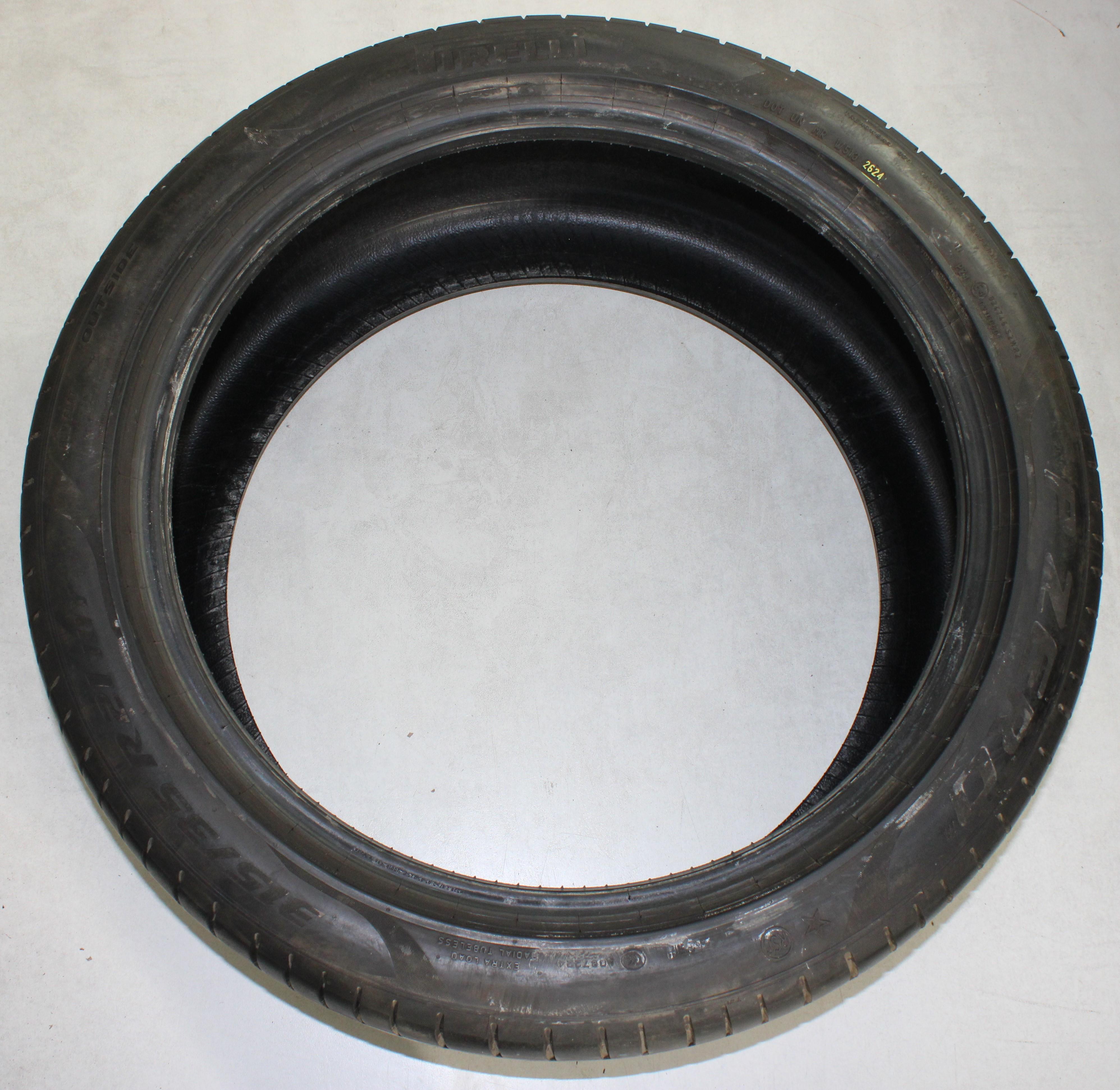 2 x 315/35R21 111Y zomerbanden Pirelli Pzero PZ4 * Runflat 6 mm 2023/2024