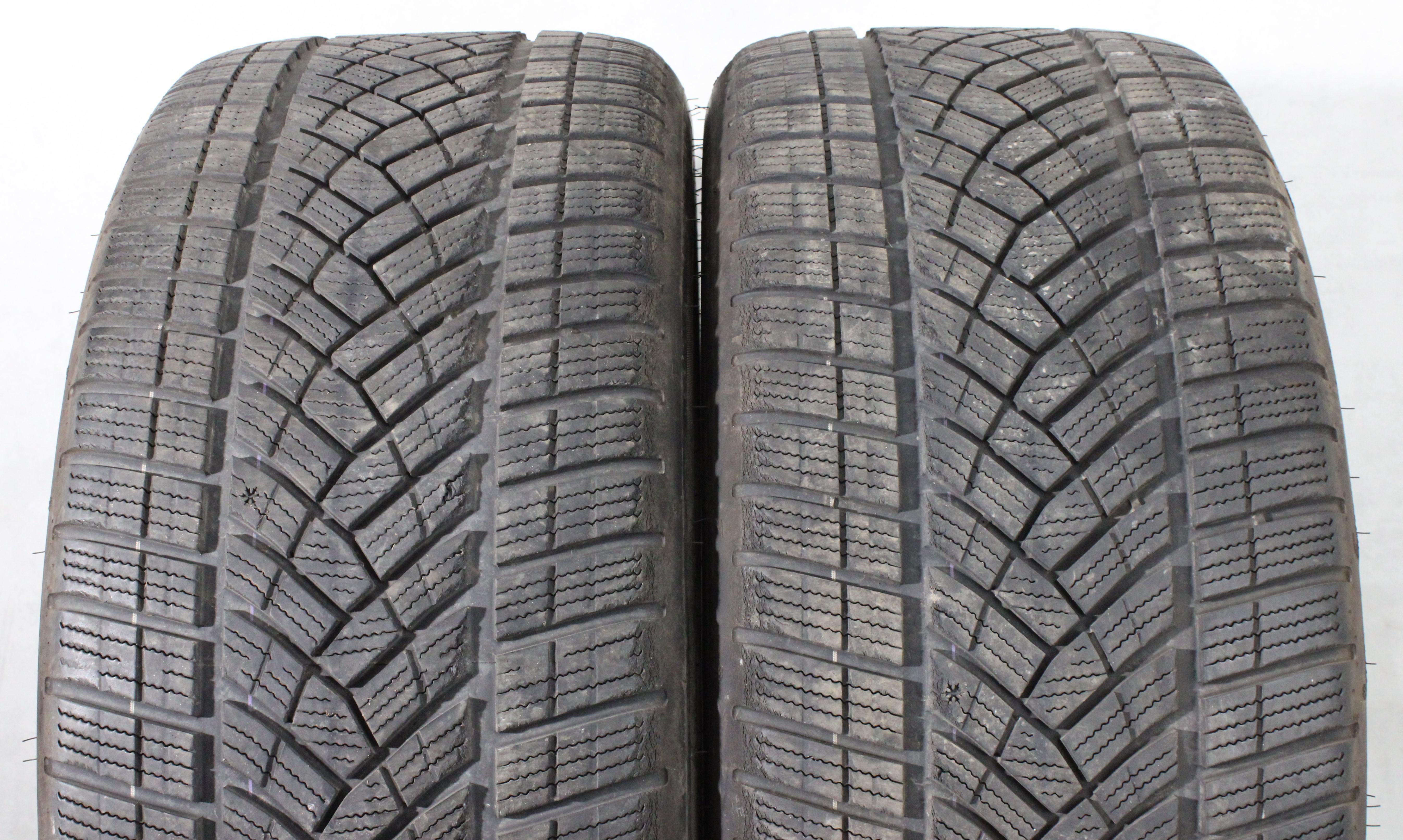 2 x 285/45R20 112H pneumatici invernali Goodyear Ultra Grip Performance + SUV AO 5,5-6mm 2024