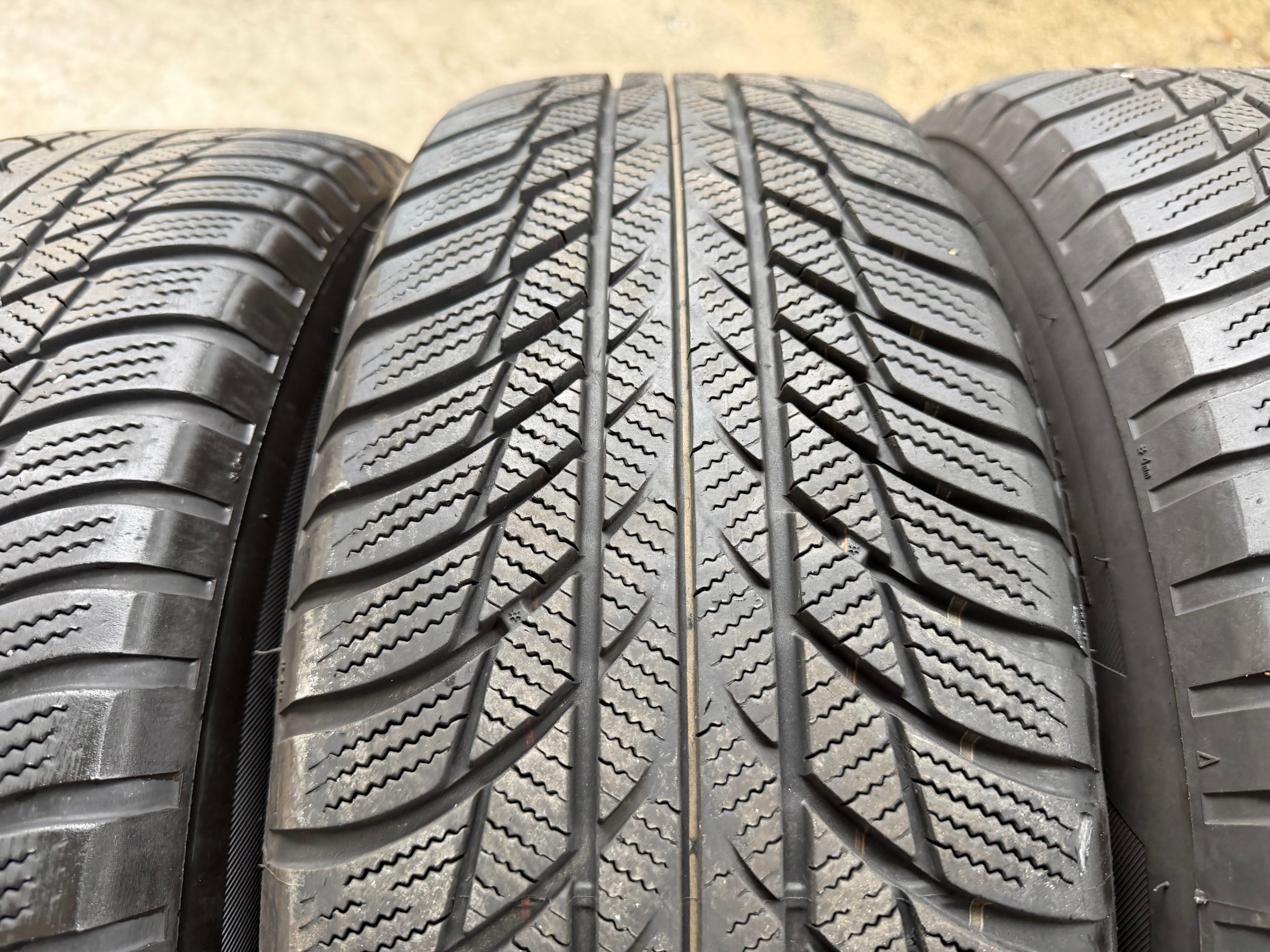 4 Winterräder Audi Q3 F3 Seat Tarraco Skoda Kodiaq VW Tiguan II 5NA 215/65R17 99H