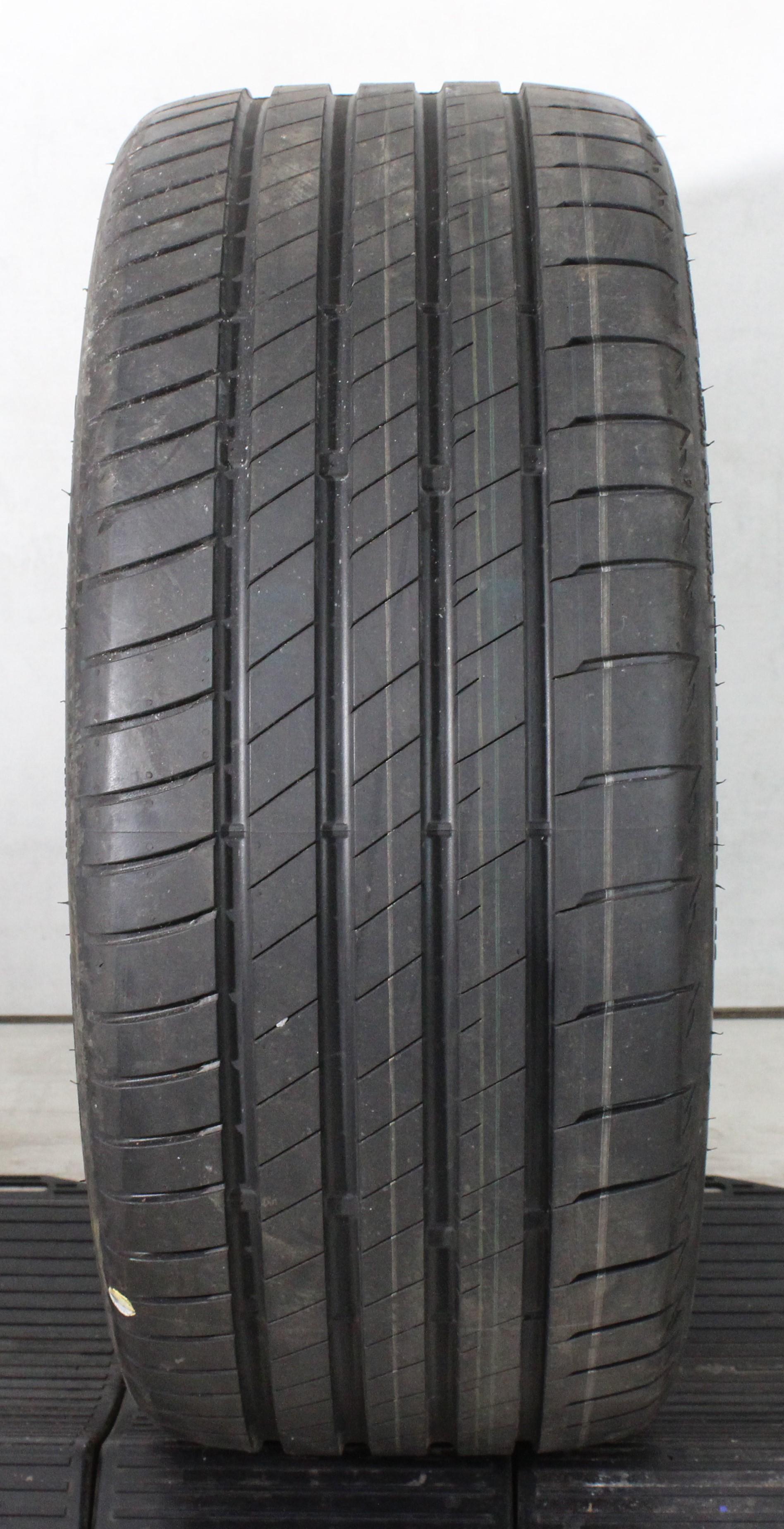 1 x 235/35R19 91Y Sommerreifen Bridgestone Potenza S005 AO Volles Profil 2022