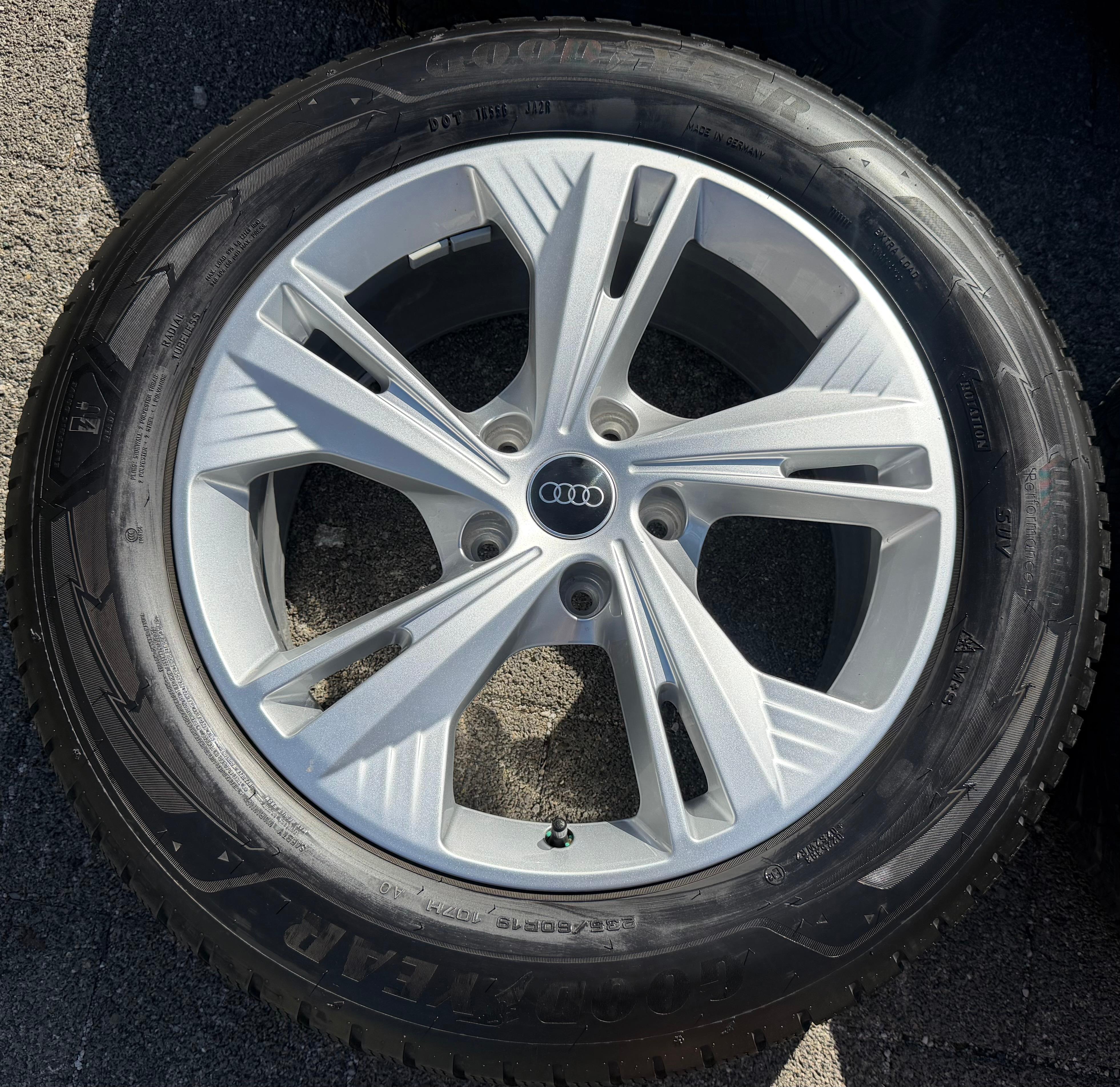 4 Original 19" Alu Winterräder AUDI Q6 SQ6 GF 85H601025F 85H601025G Goodyear