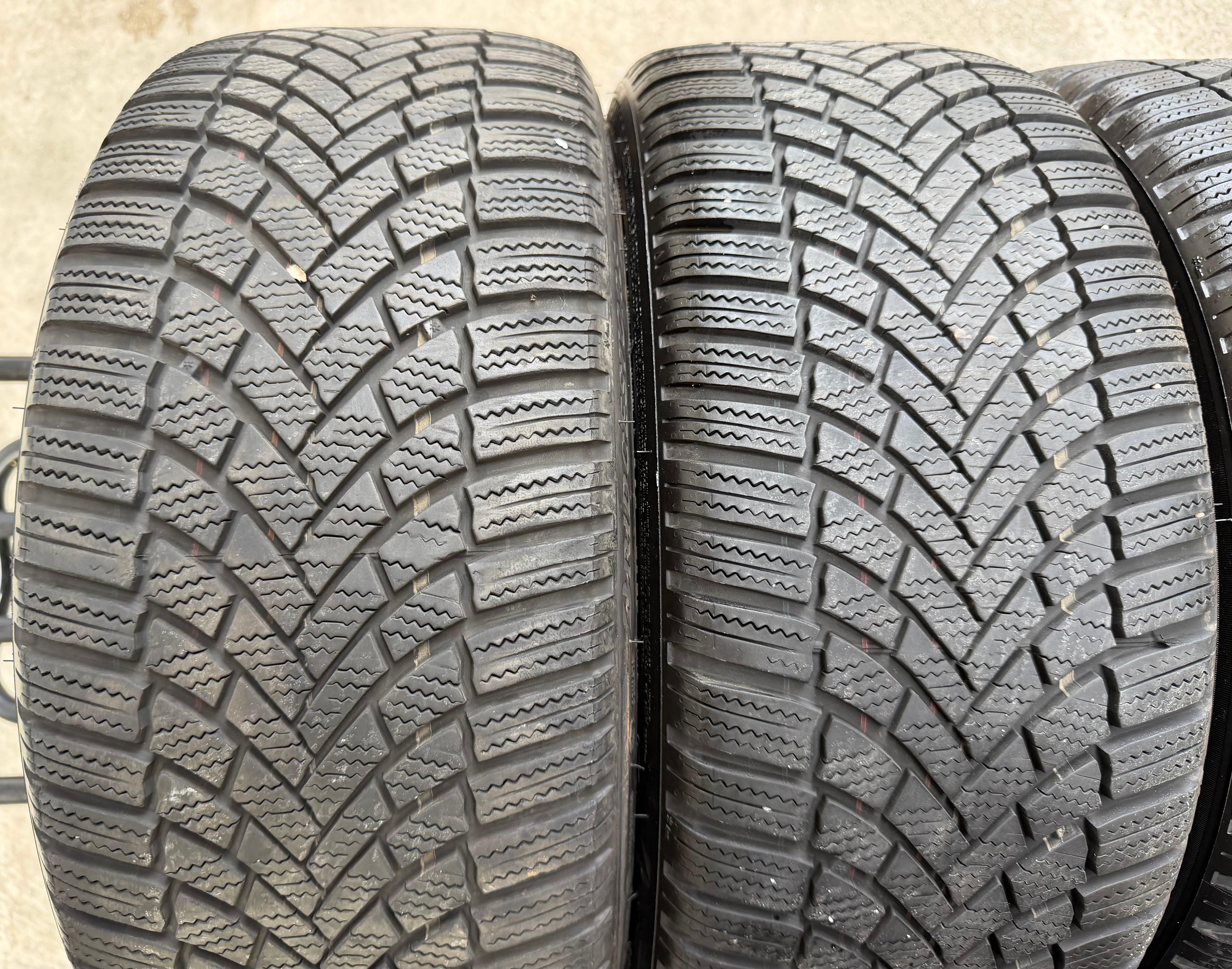 4 Original 18" Alu Winterräder Audi A3 S3 8Y 8Y0601025J 225/40R18 92V Bridgestone 2021
