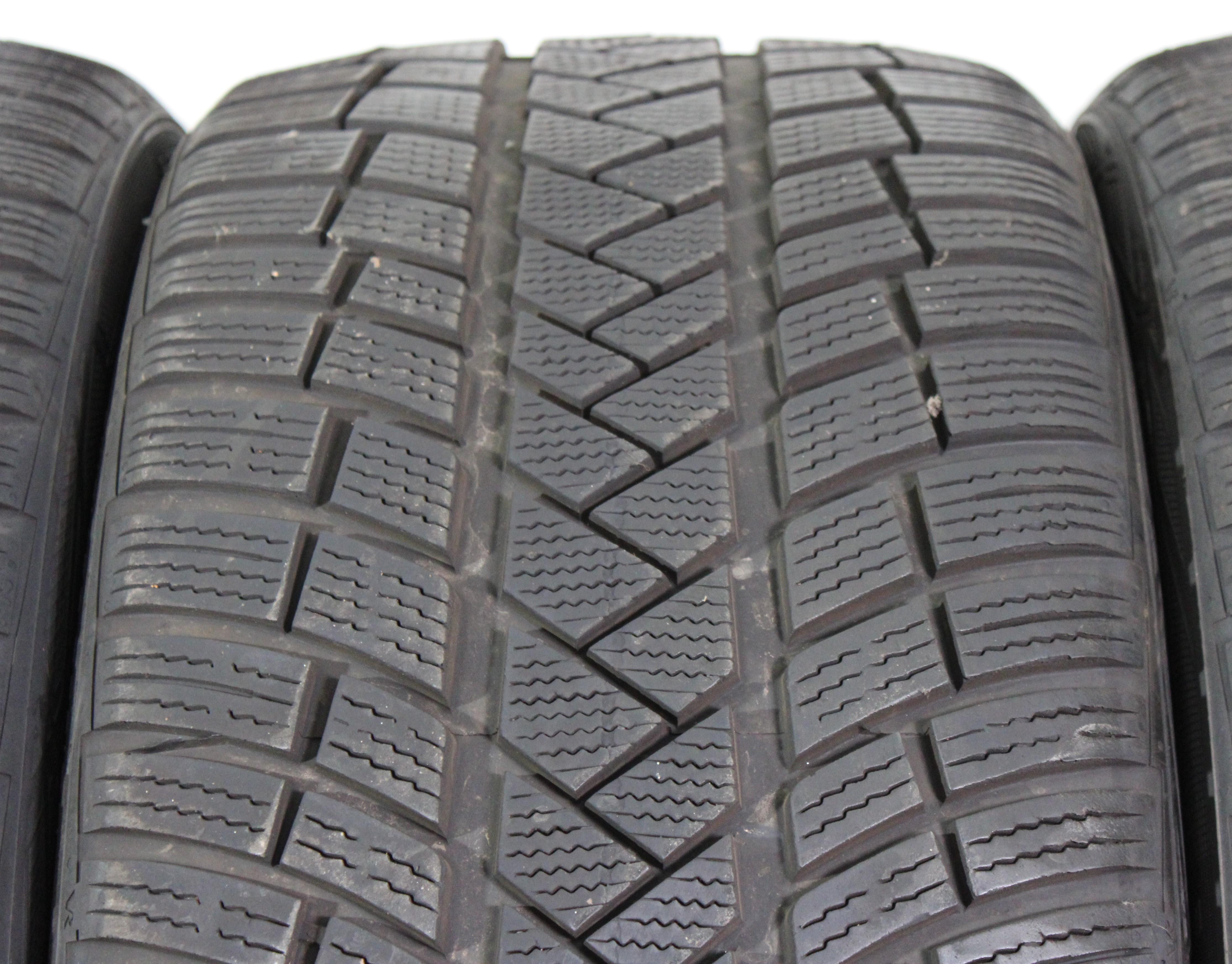 4 x 255/40R21 102V Winterreifen Vredestein Wintrac Pro 6,5-7mm 2022