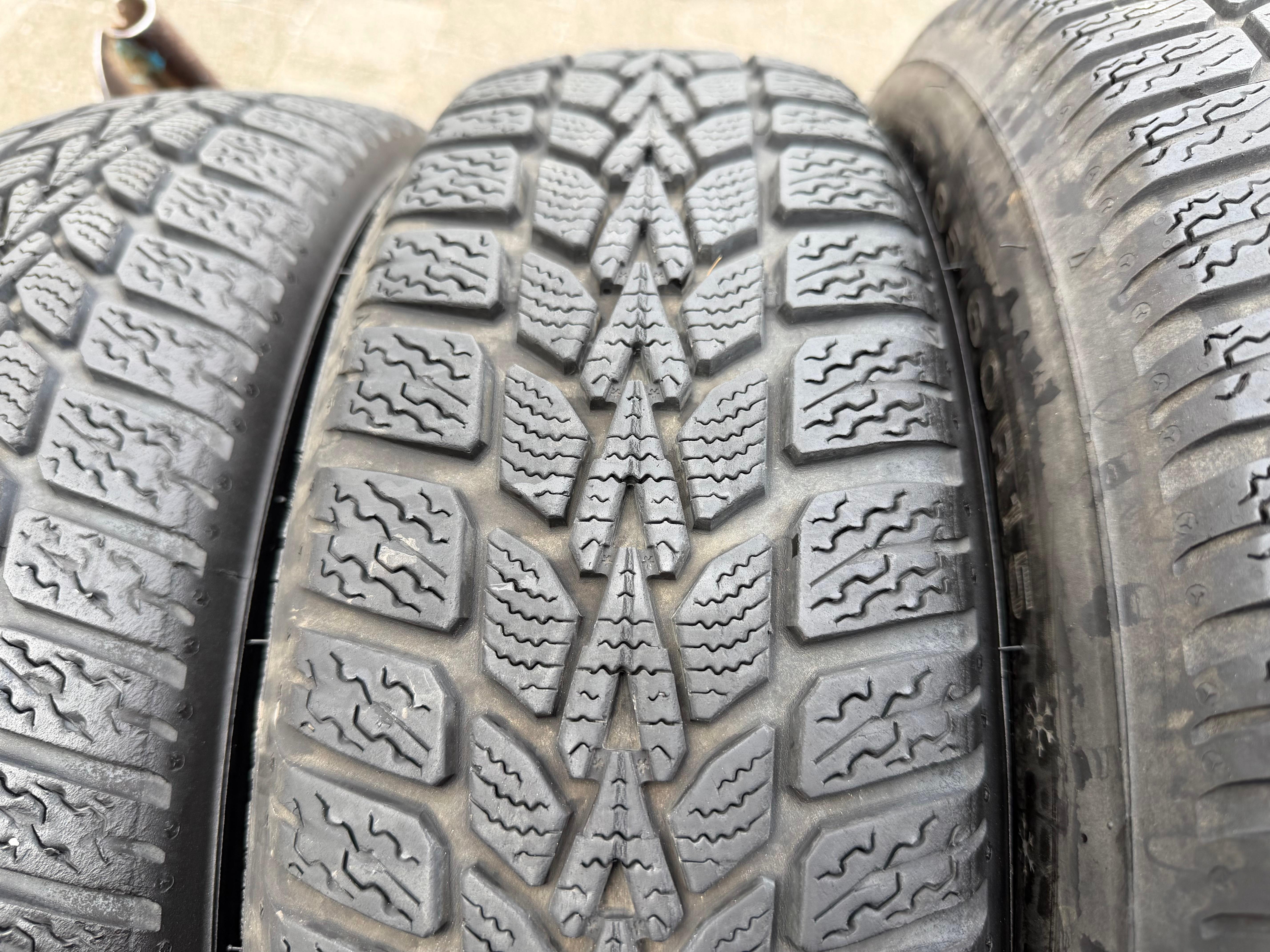 4 Original Winterräder Smart 453 165/65R15 81T 185/60R15 84T Dunlop RDKS 2018