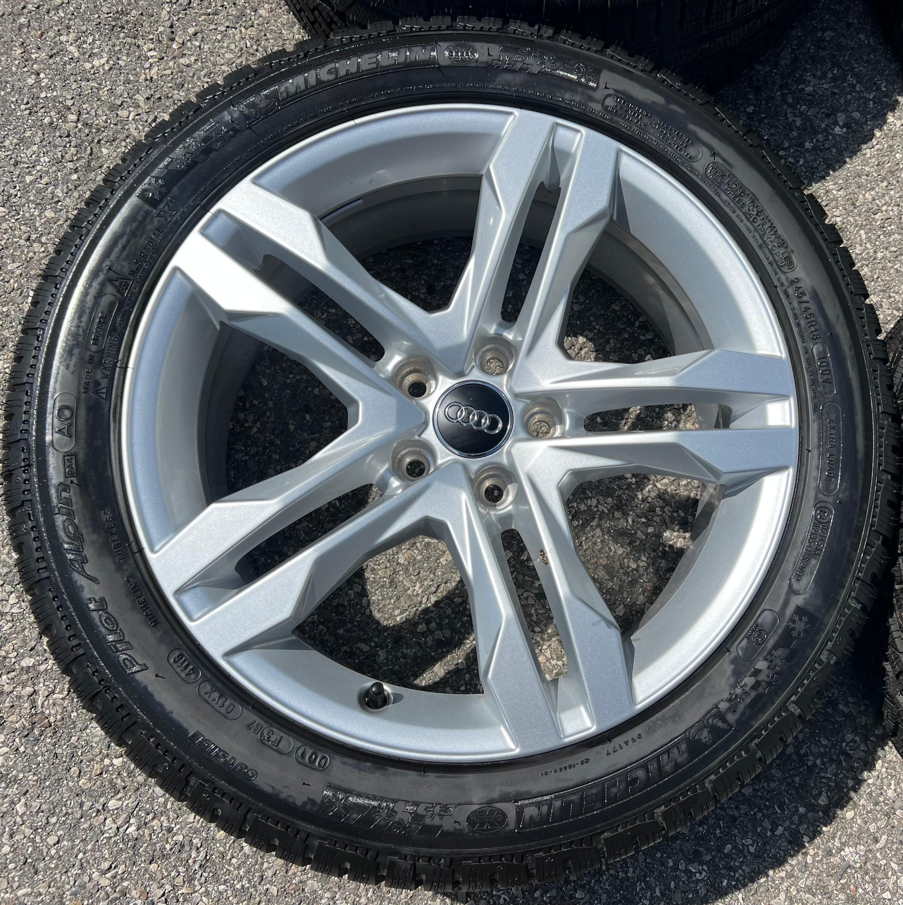 4 LLANTAS DE INVIERNO ORIGINALES DE ALUMINIO 18" AUDI A4 ALLROAD 8W B9 8W9601025B - 245/45R18 100V