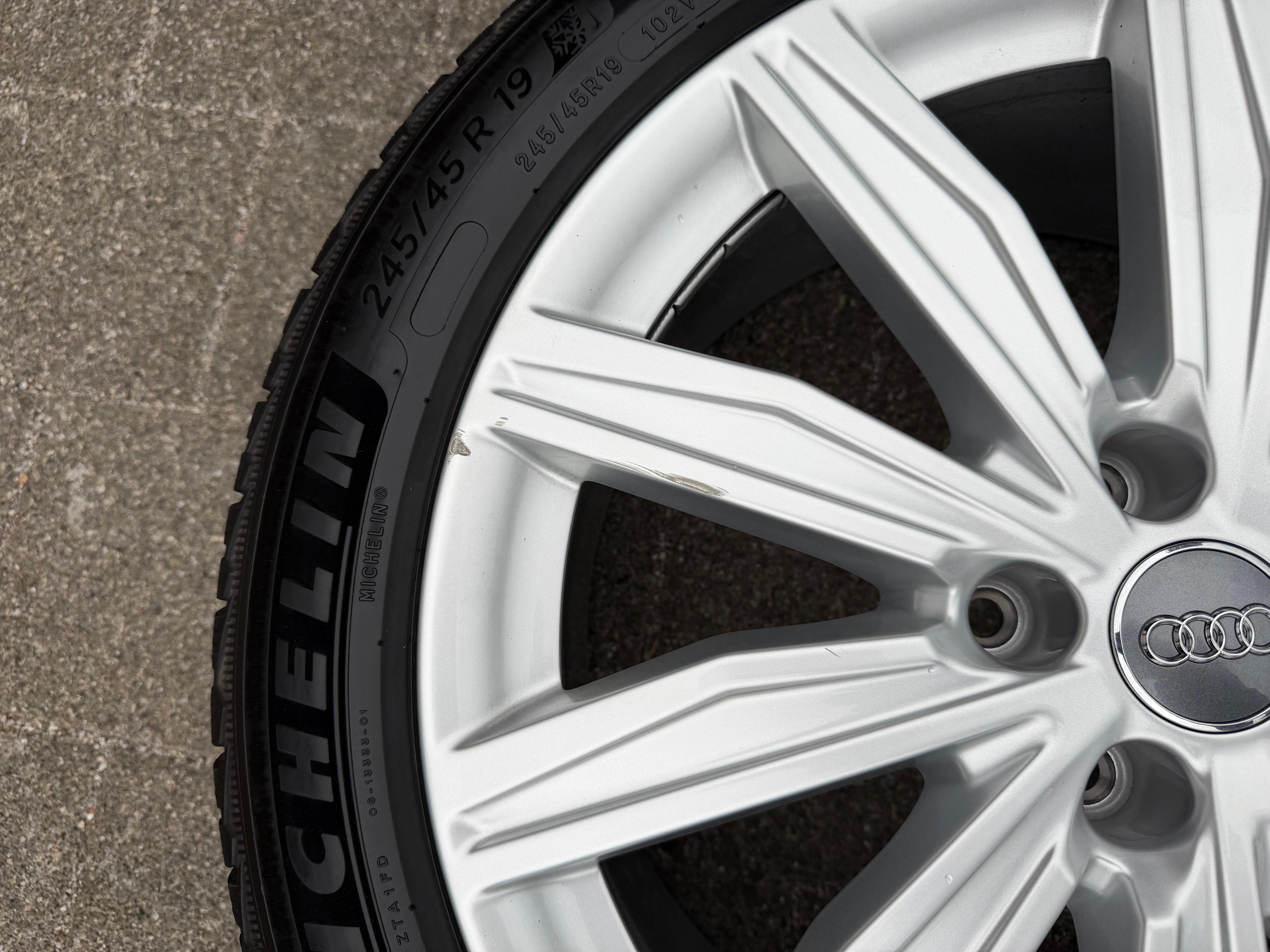 4 Original 19" Alu Winterräder Audi A6 S6 C8 4K 4K0601025M 245/45R19 102V Michelin