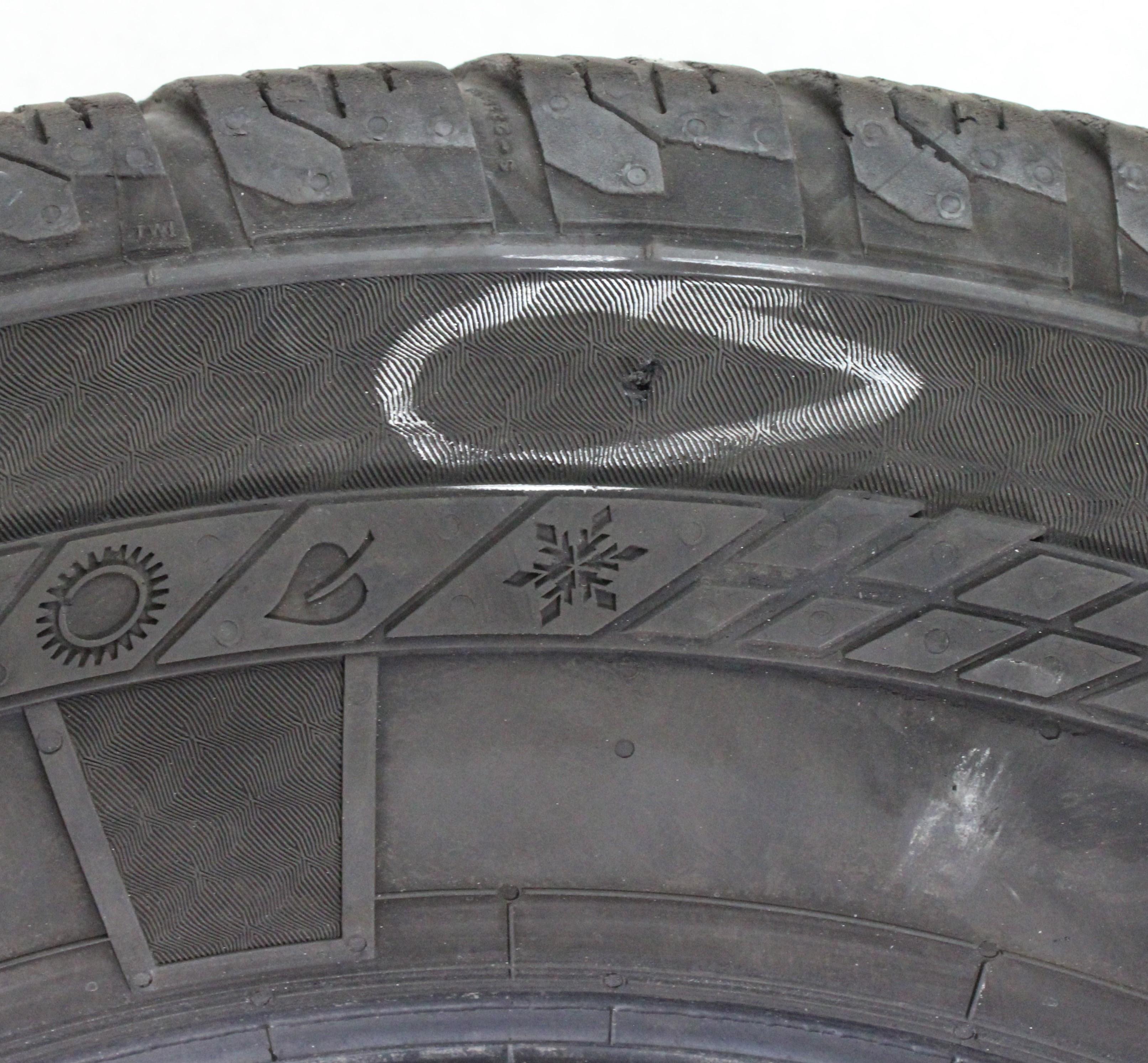 2 x 235/65R16C 121/119R Ganzjahresreifen Continental VanContact 4 Season 4,5-5mm 2024