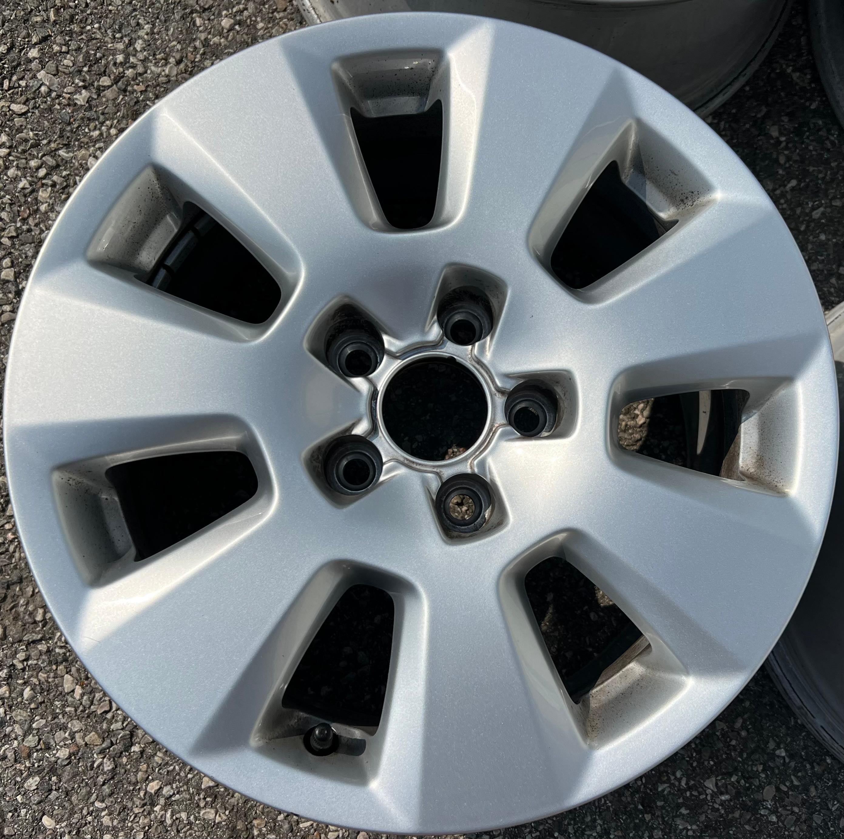 4 RUOTE ORIGINALI IN ALLUMINIO DA 16 POLLICI AUDI A6 4G 4G0601025 7,5x16 ET37