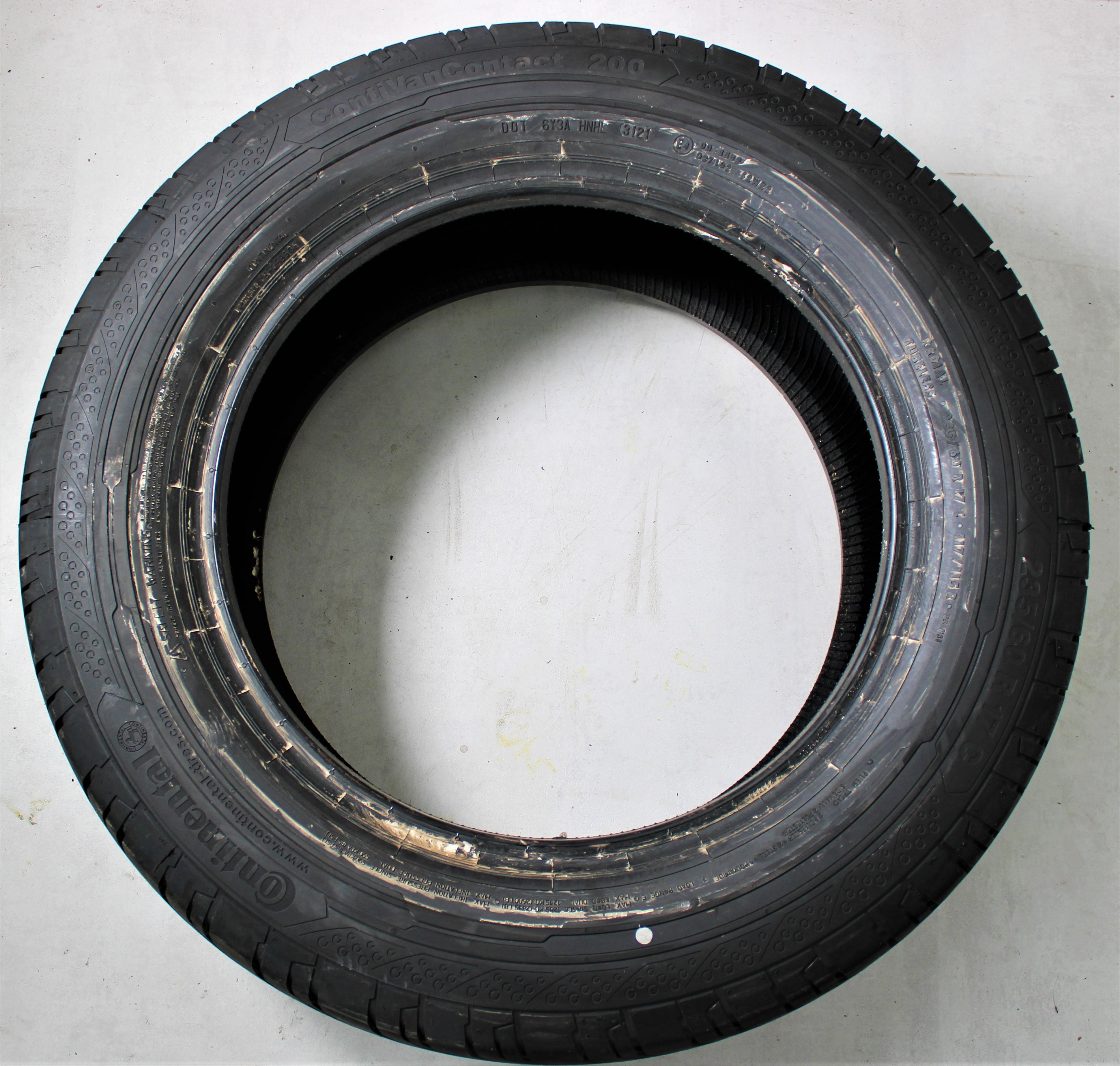 2 x 235/60R17C 117/115R Sommerreifen Continental Van Contact 200 8,5mm 2021