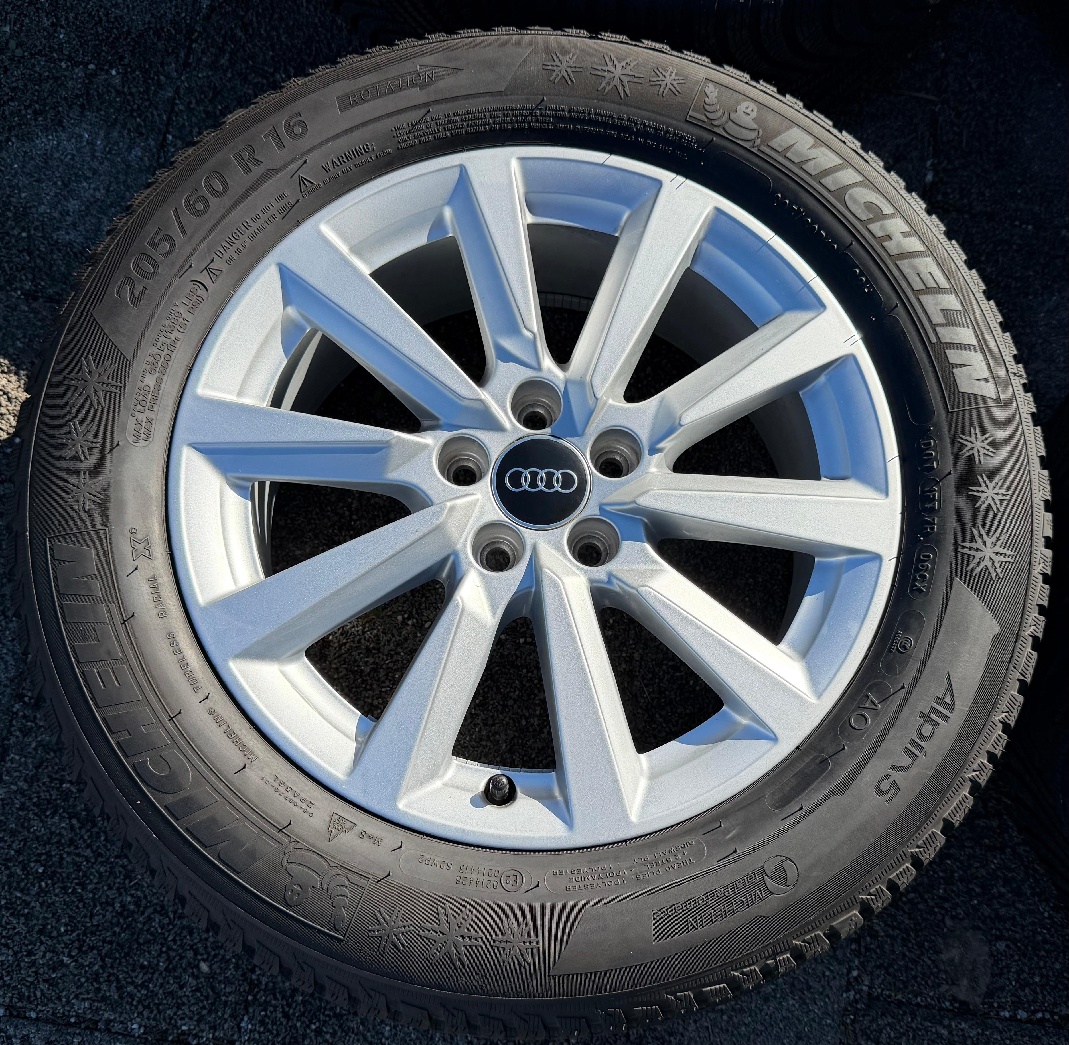 4 Original Alu Winterräder Audi A1 GB GBH 82A601025C 205/60R16 92H 2025 Michelin