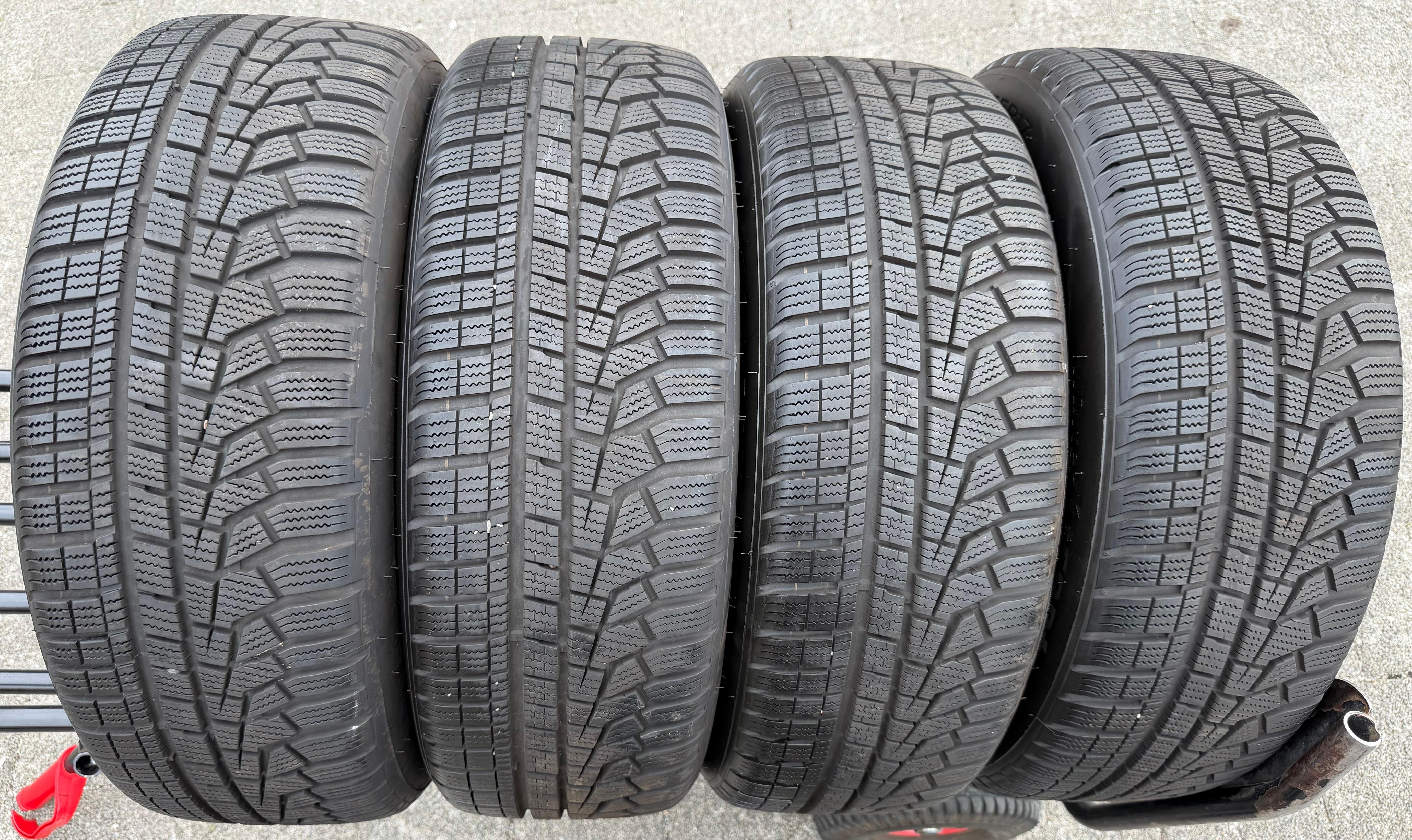 4 Original 17" Alu Winterräder Audi A1 CITY Carver GBH 82A601025S 205/55R17 95V Hankook