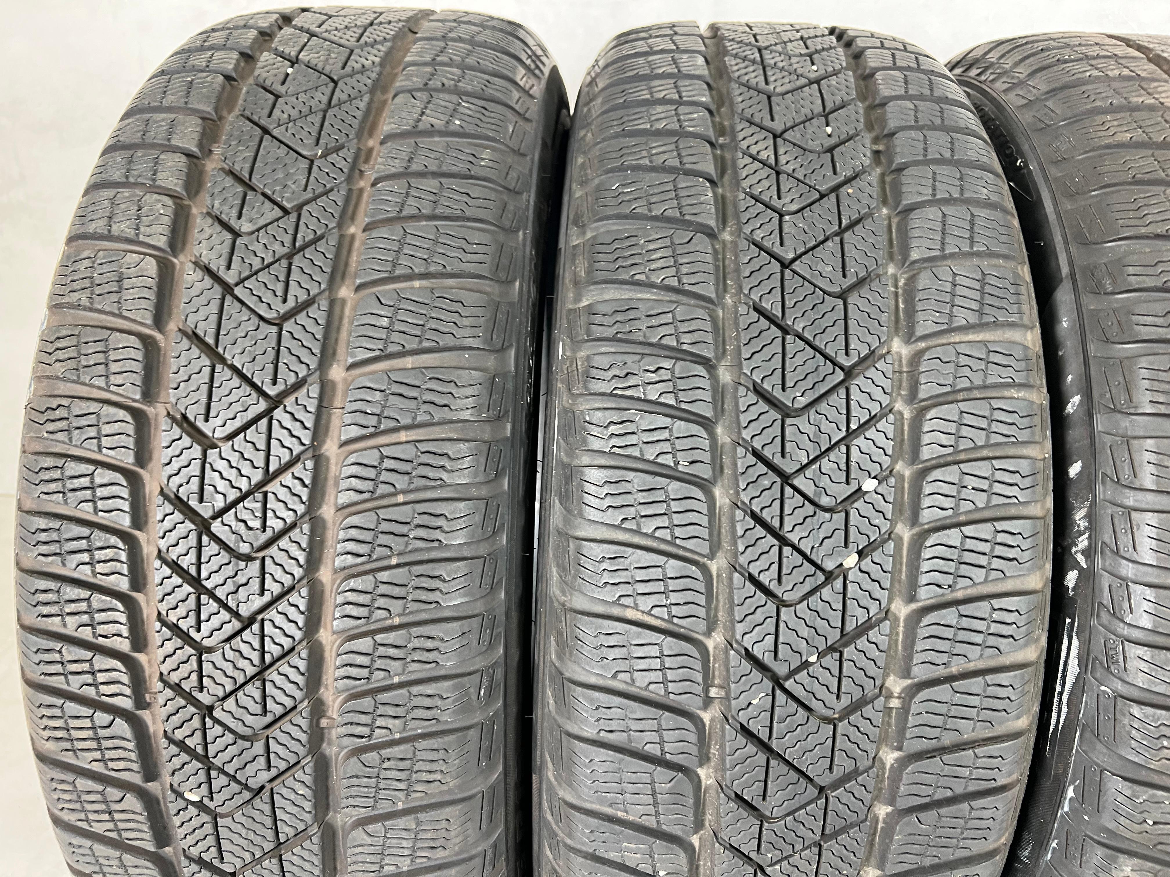 4 x 225/45R19 96V Winterreifen Pirelli Sottozero 3 Runflat 6,5-7mm 2020 *