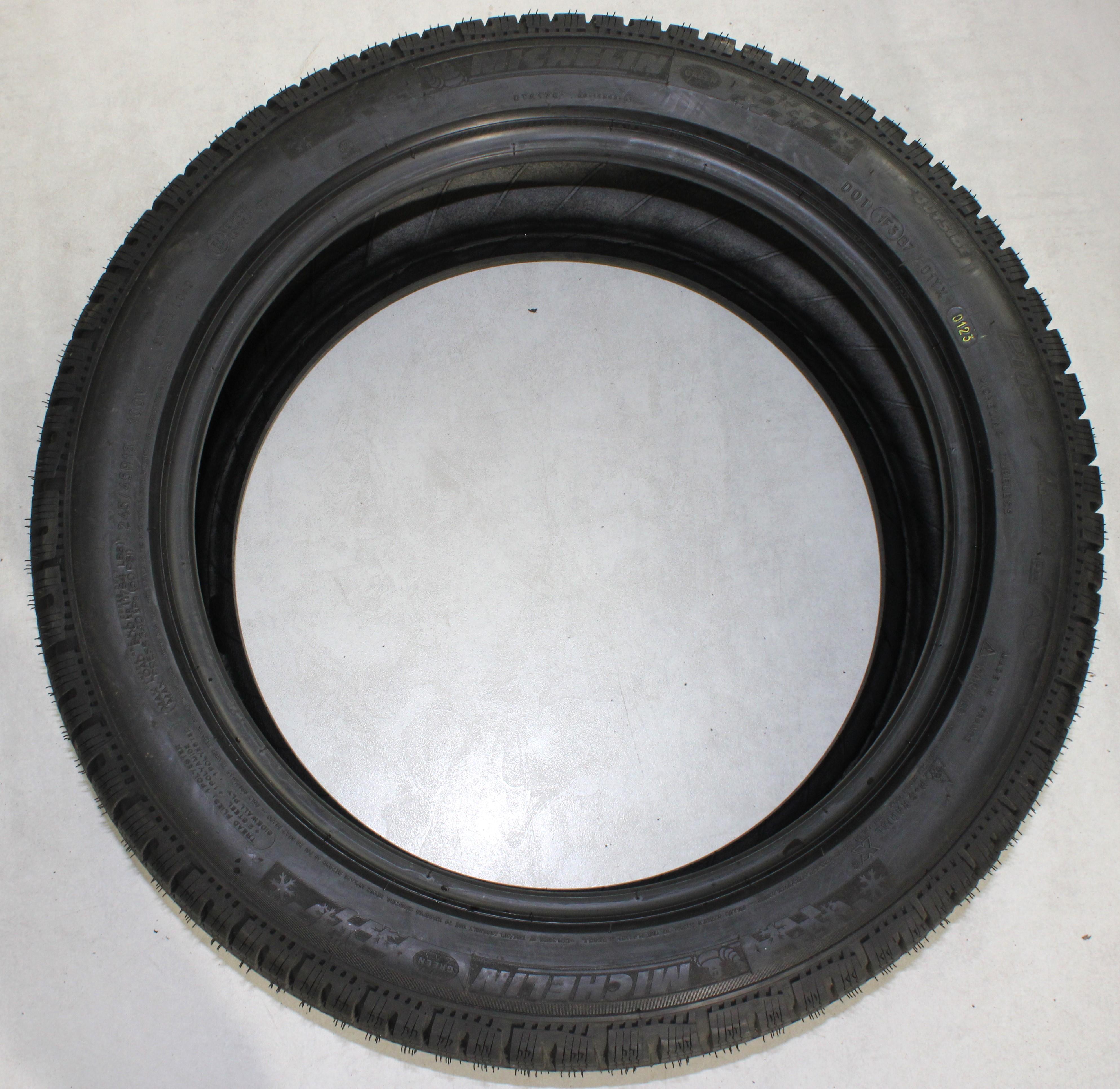 2 x 245/45R18 100V Pneumatici invernali Michelin Pilot Alpin PA4 AO NUOVI 2023 XL